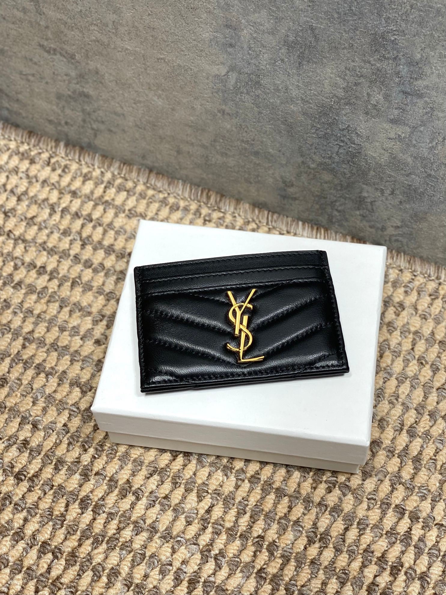 SL CARD HOLDER