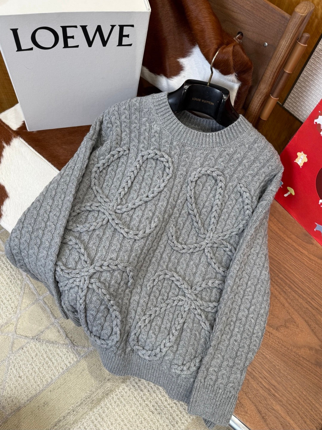 LOEW JUMPER