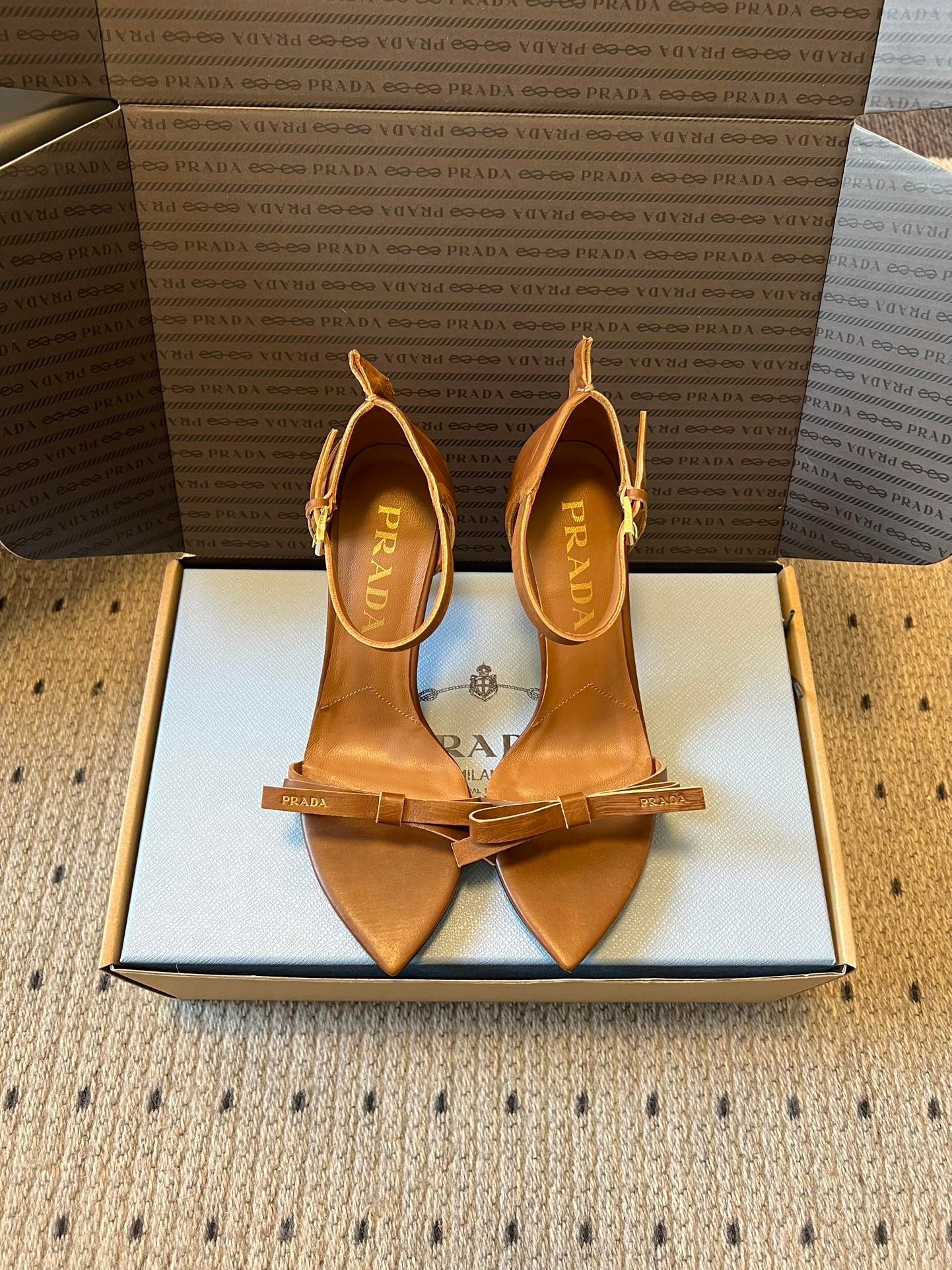 PD HEELS
