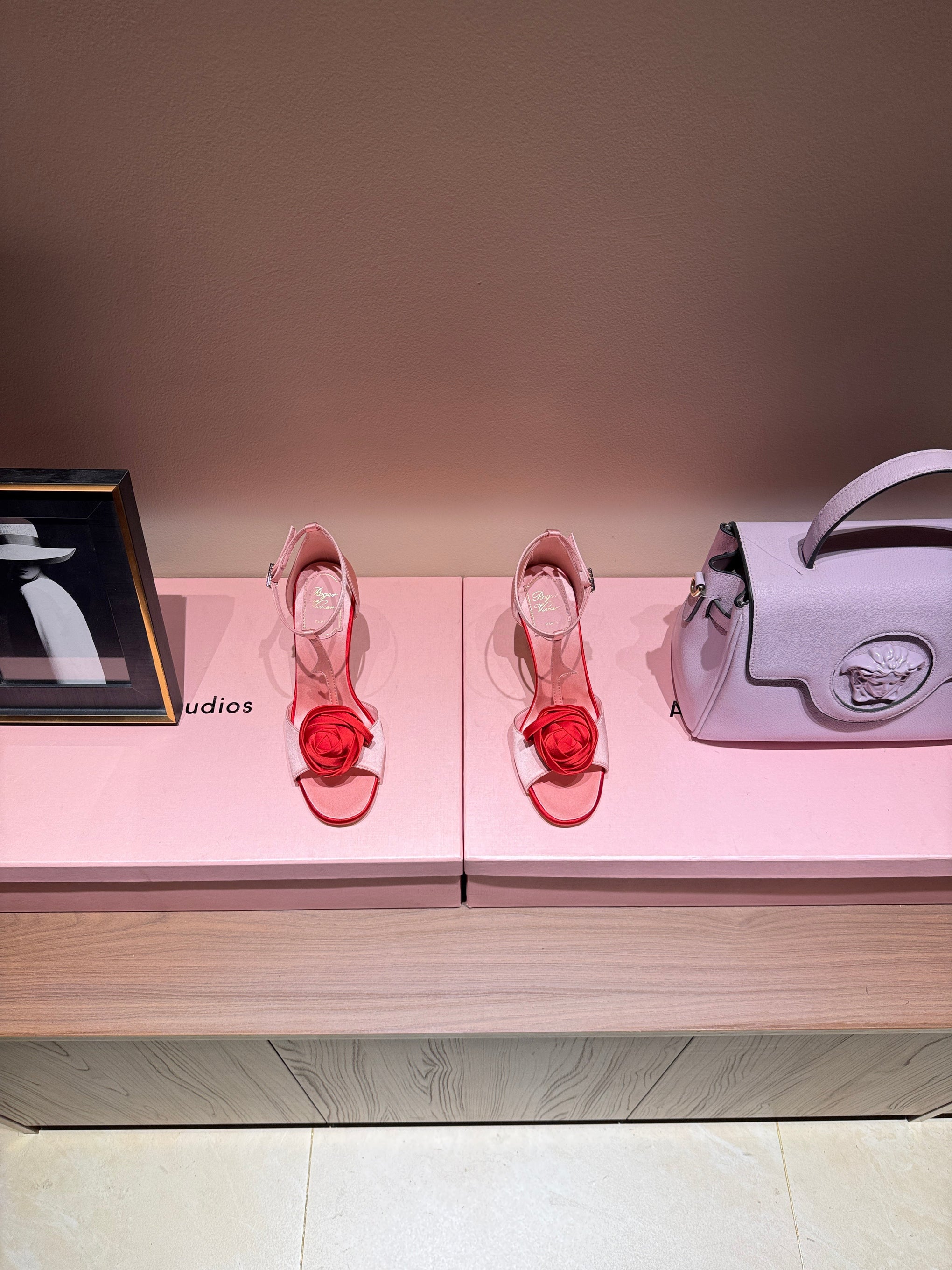 ROGER V HEELS