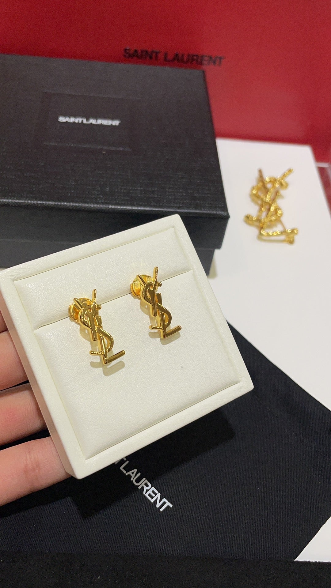 SL EARRINGS