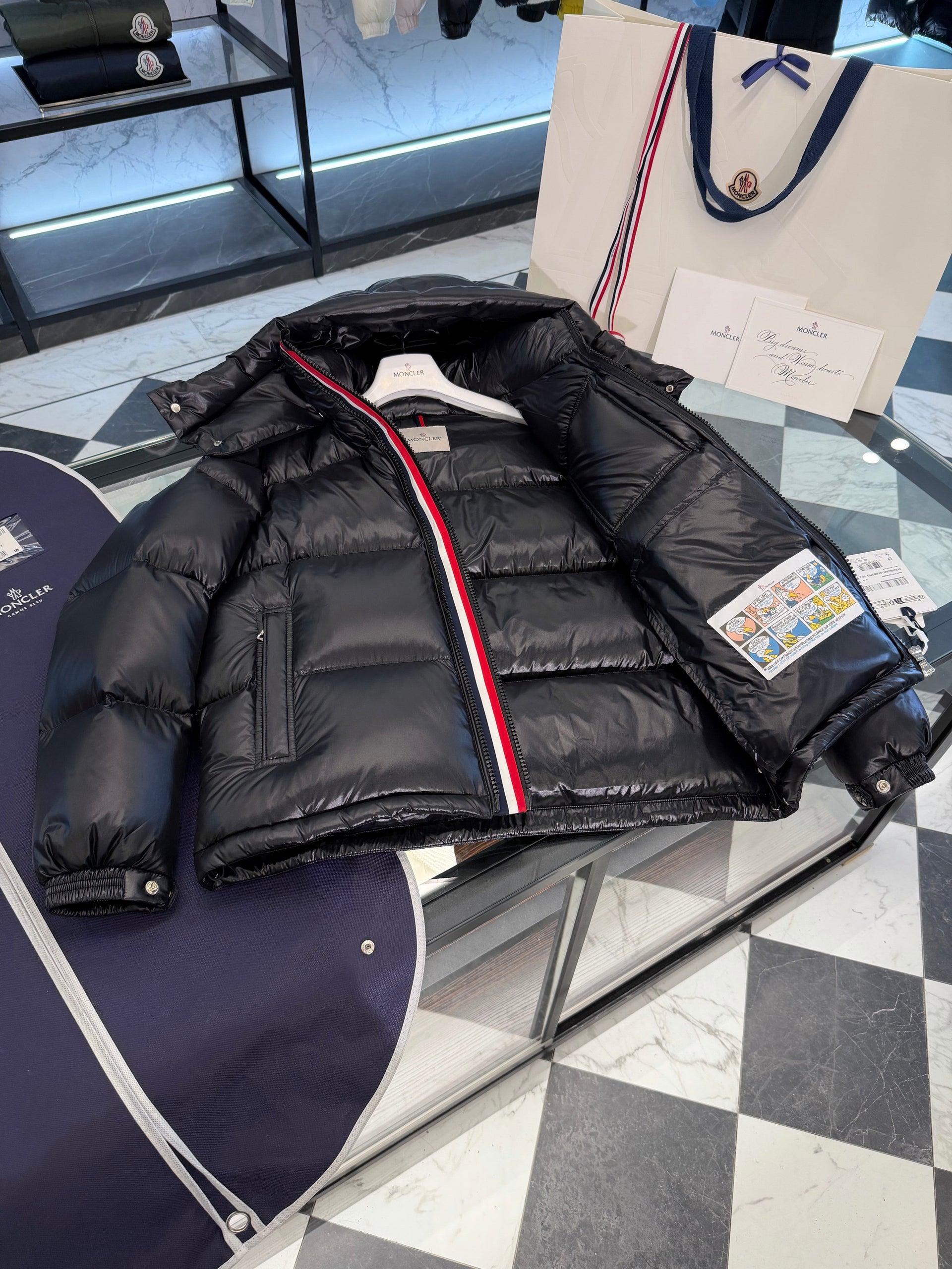 MONC MONTBELIARD JACKET