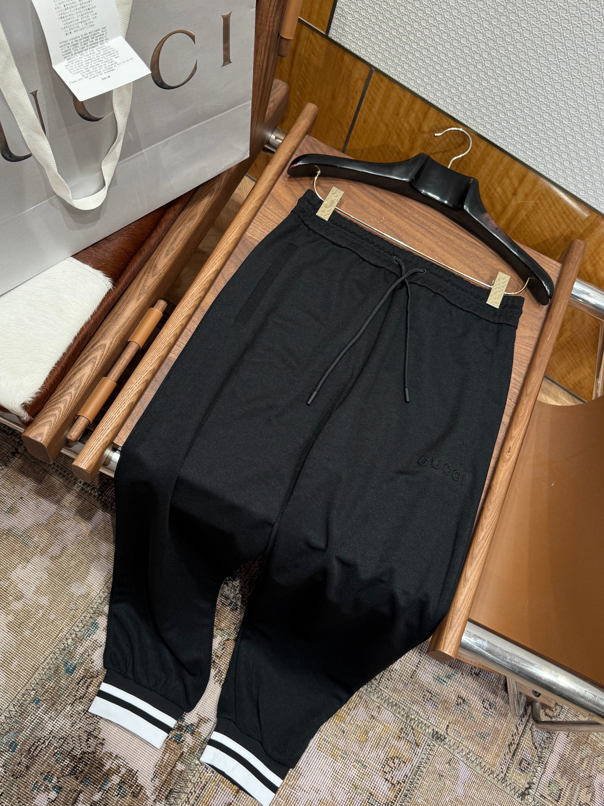 GG JOGGERS