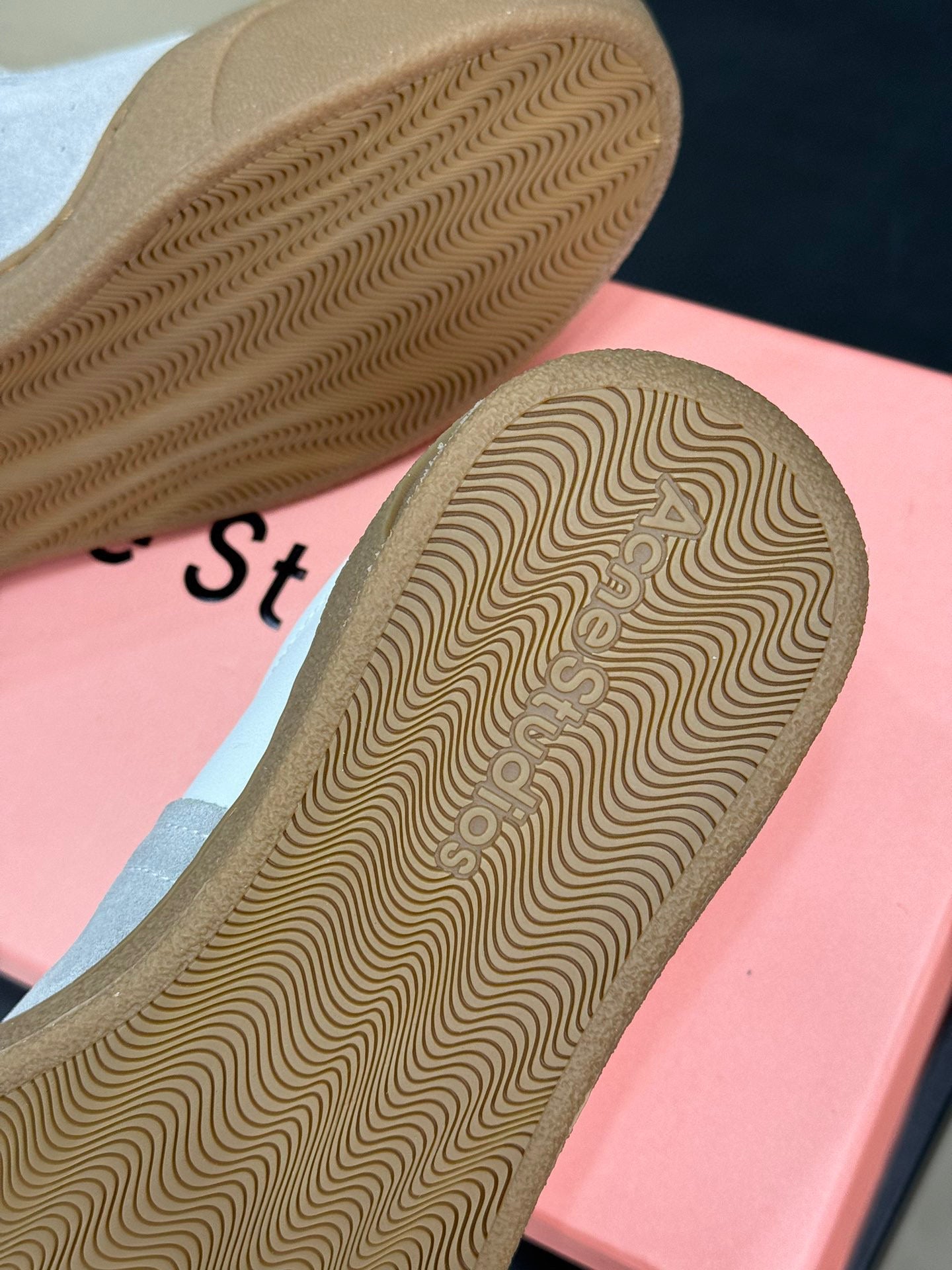 ACNE TRAINERS