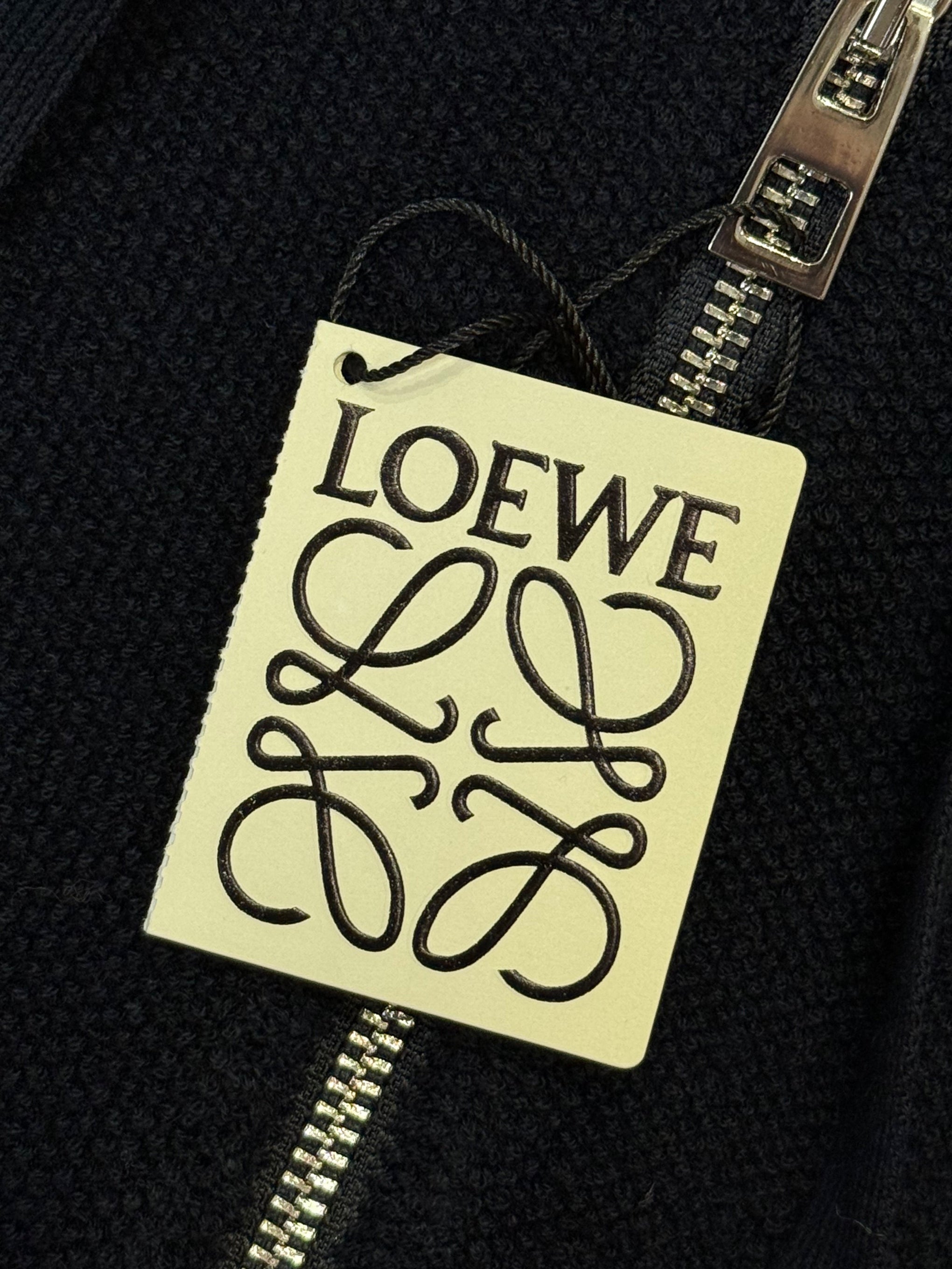 LOEW ZIP HOODIE