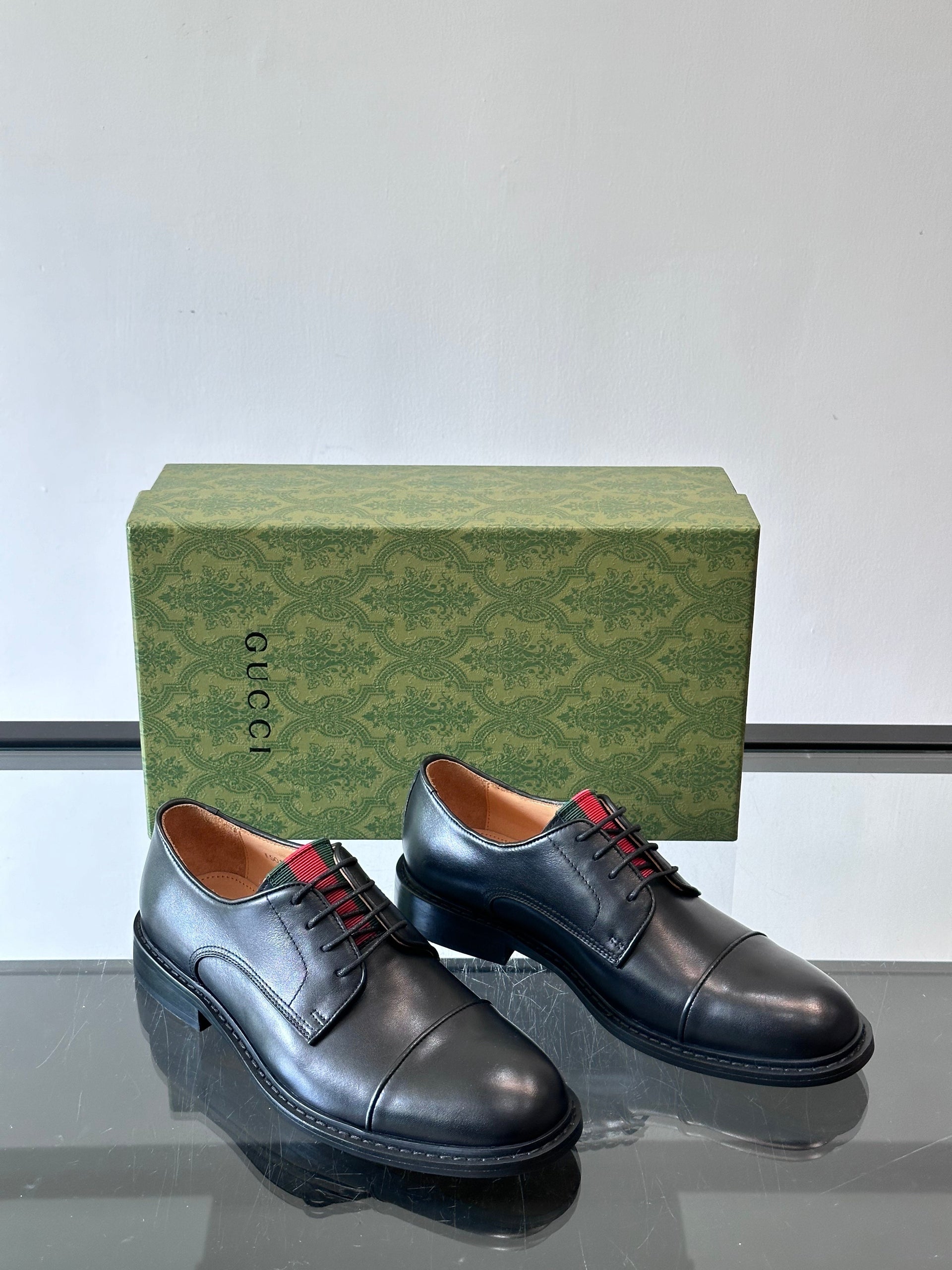 GG LACE UP SHOE