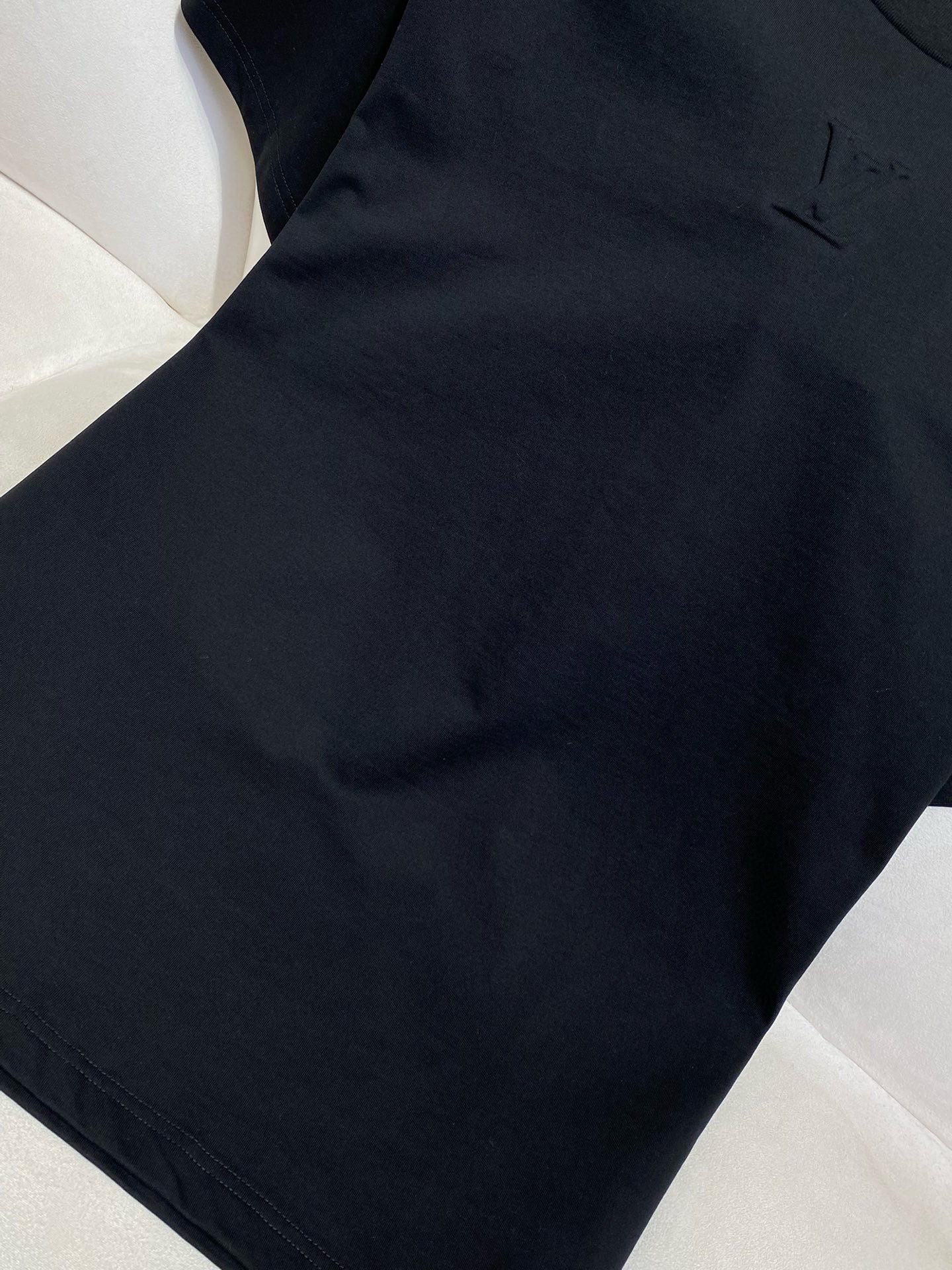LOU T-SHIRT