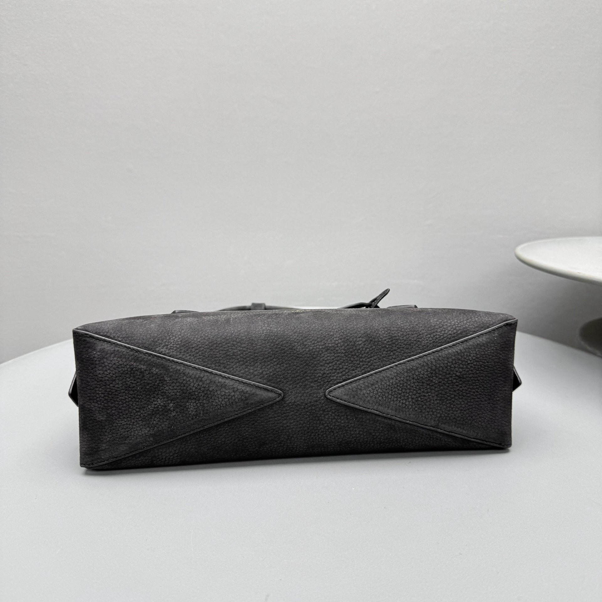 ALAIA LE TECKEL MEDIUM BAG