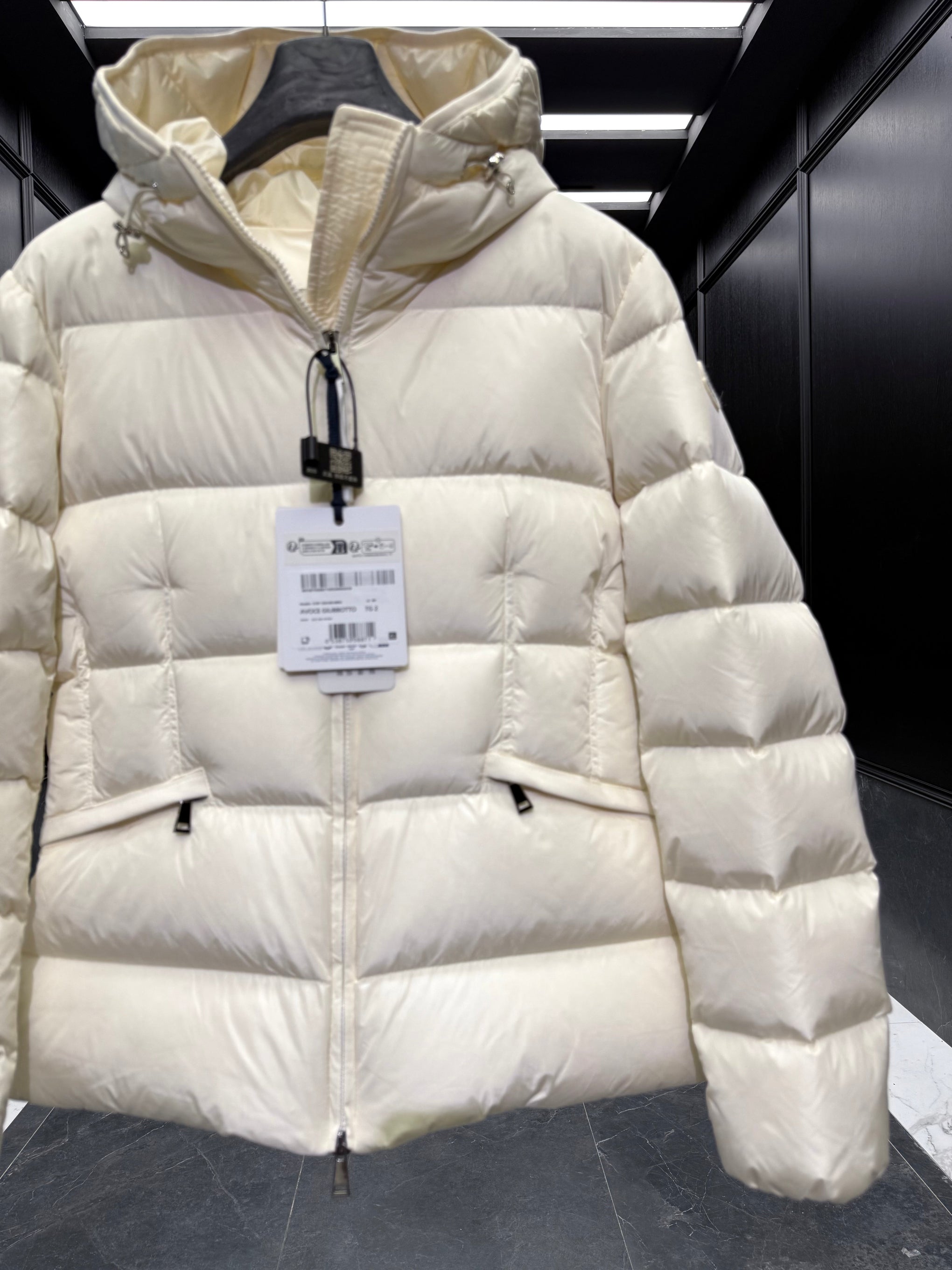 MONC AVOCE JACKET