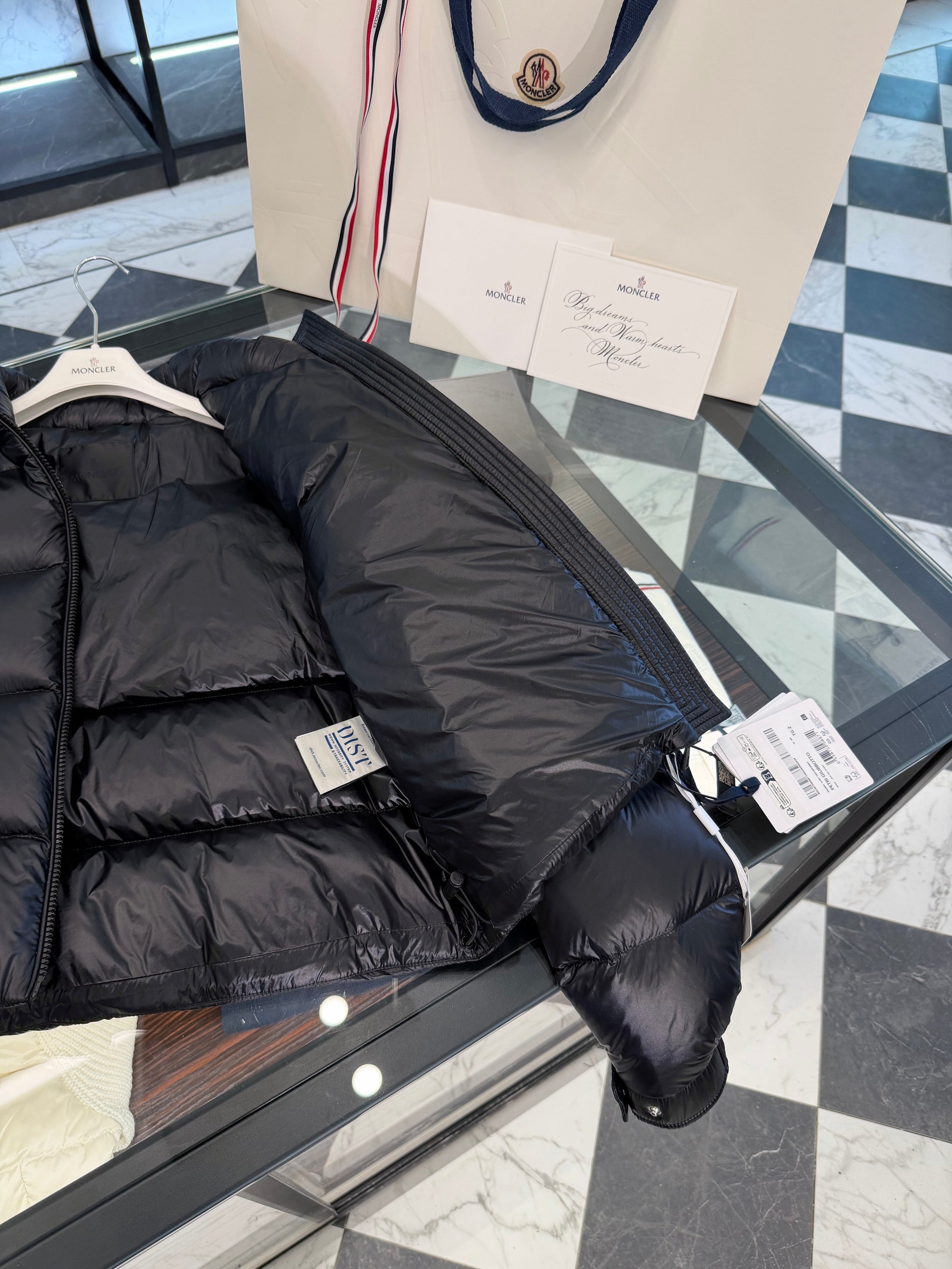 MONC PETRA JACKET