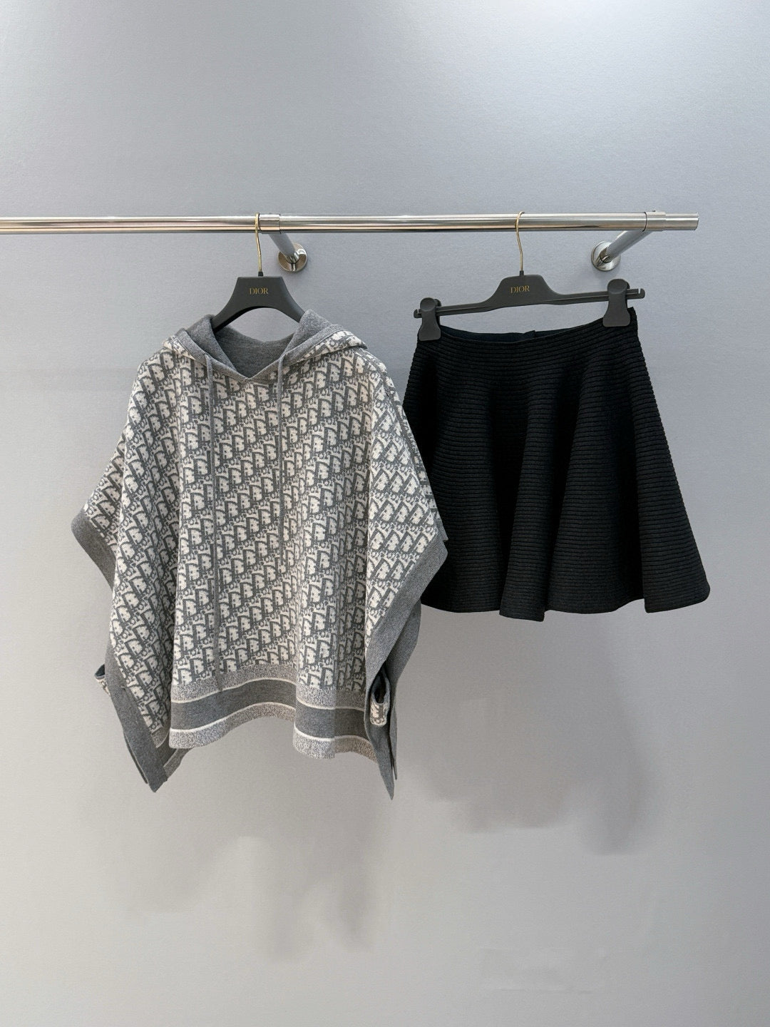 CD PONCHO