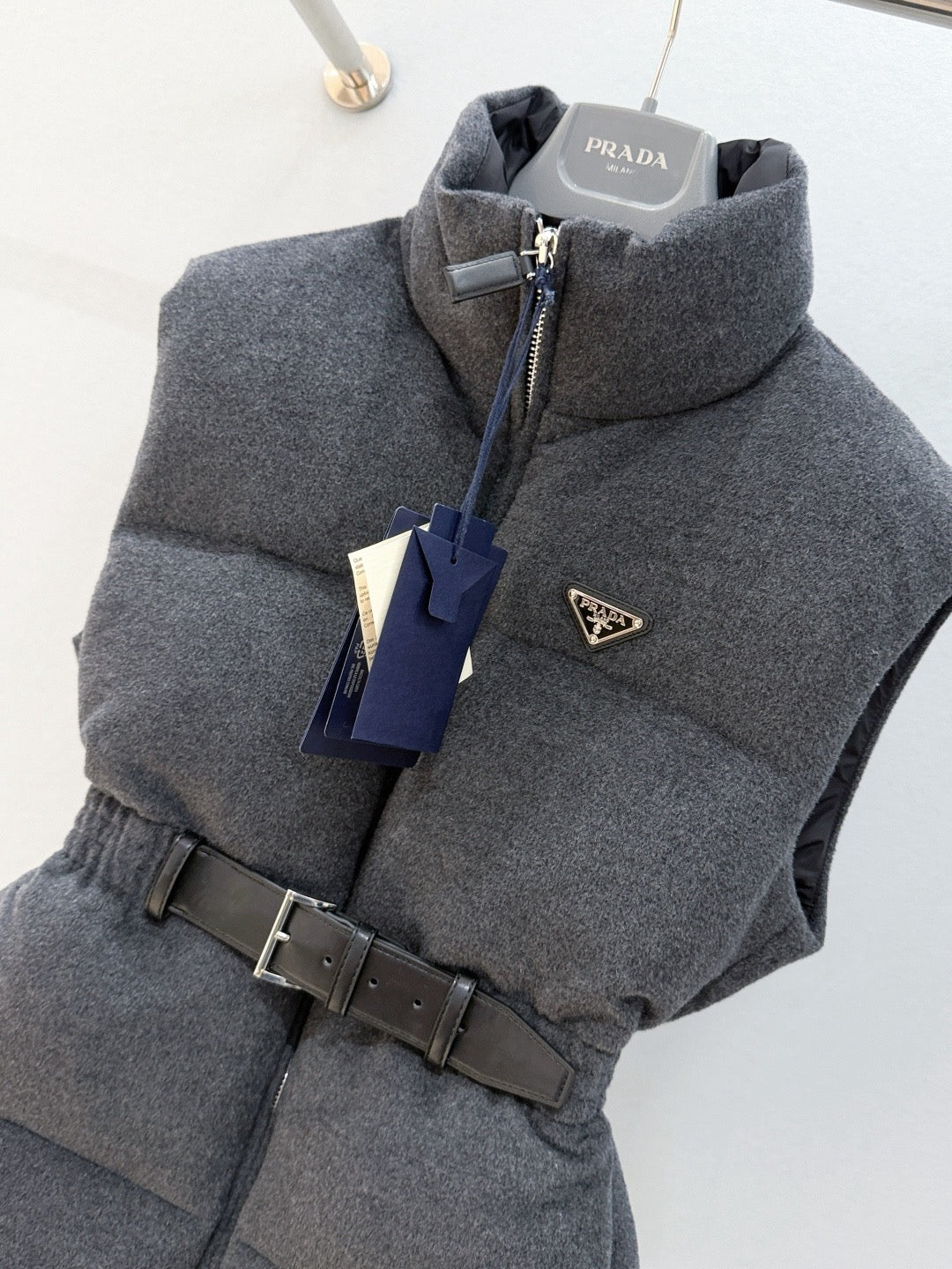 PD VEST