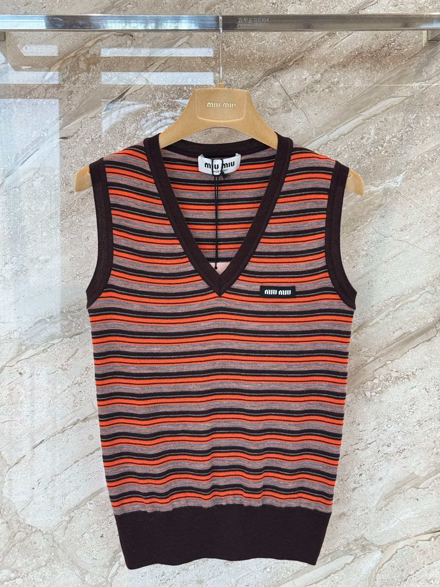 MIU M KNITTED VEST