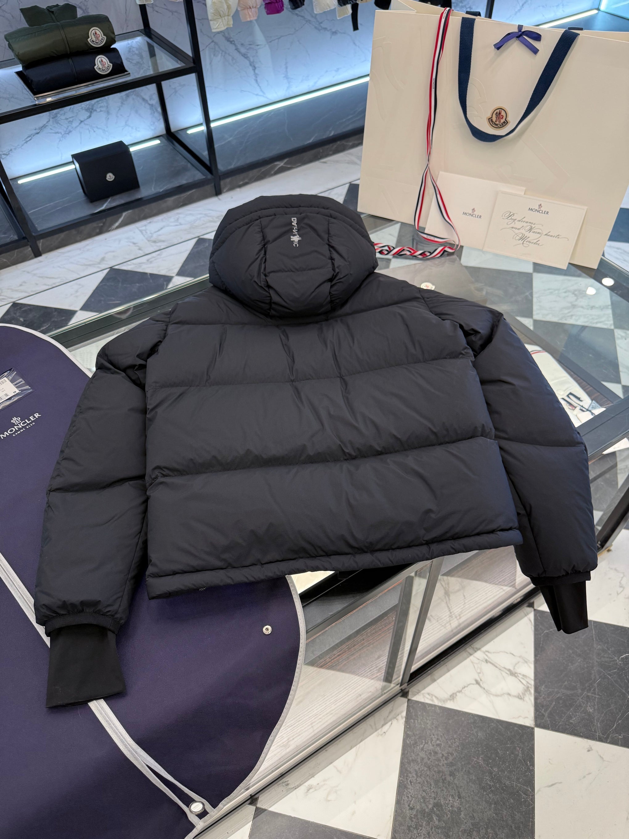 MONC MANDRES JACKET
