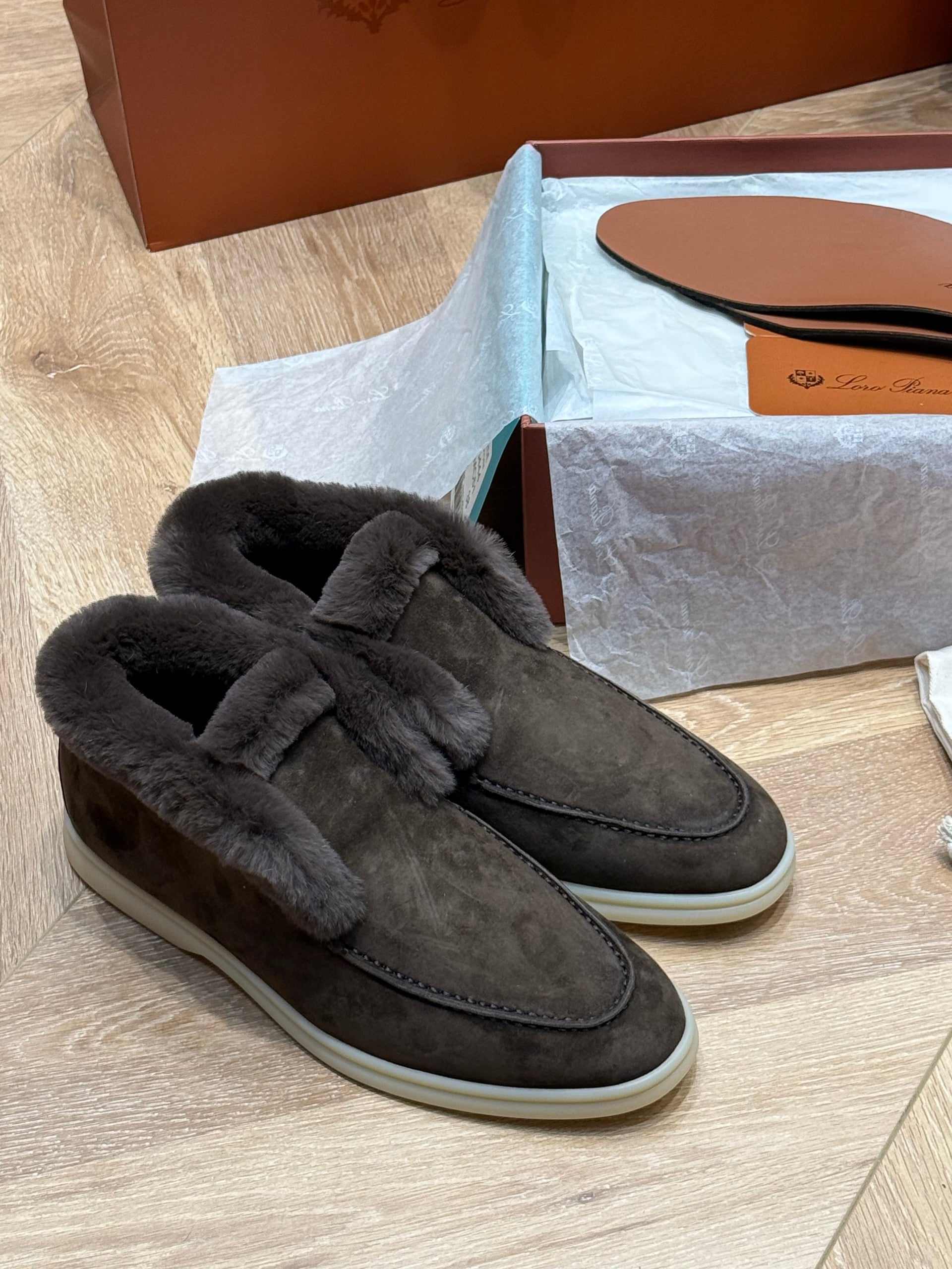 LORO P OPEN WALK BOOTS