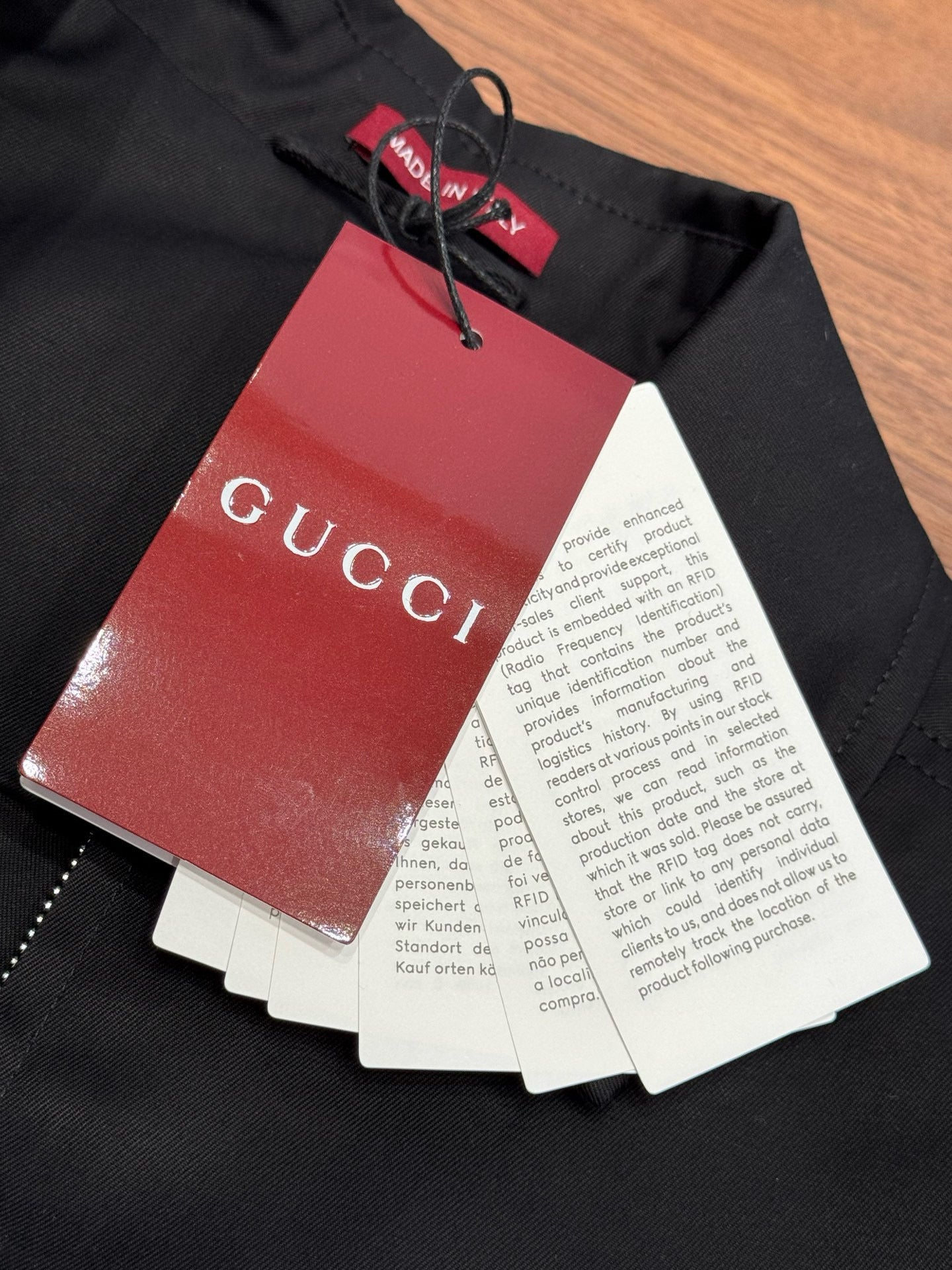 GG ZIP BOMBER
