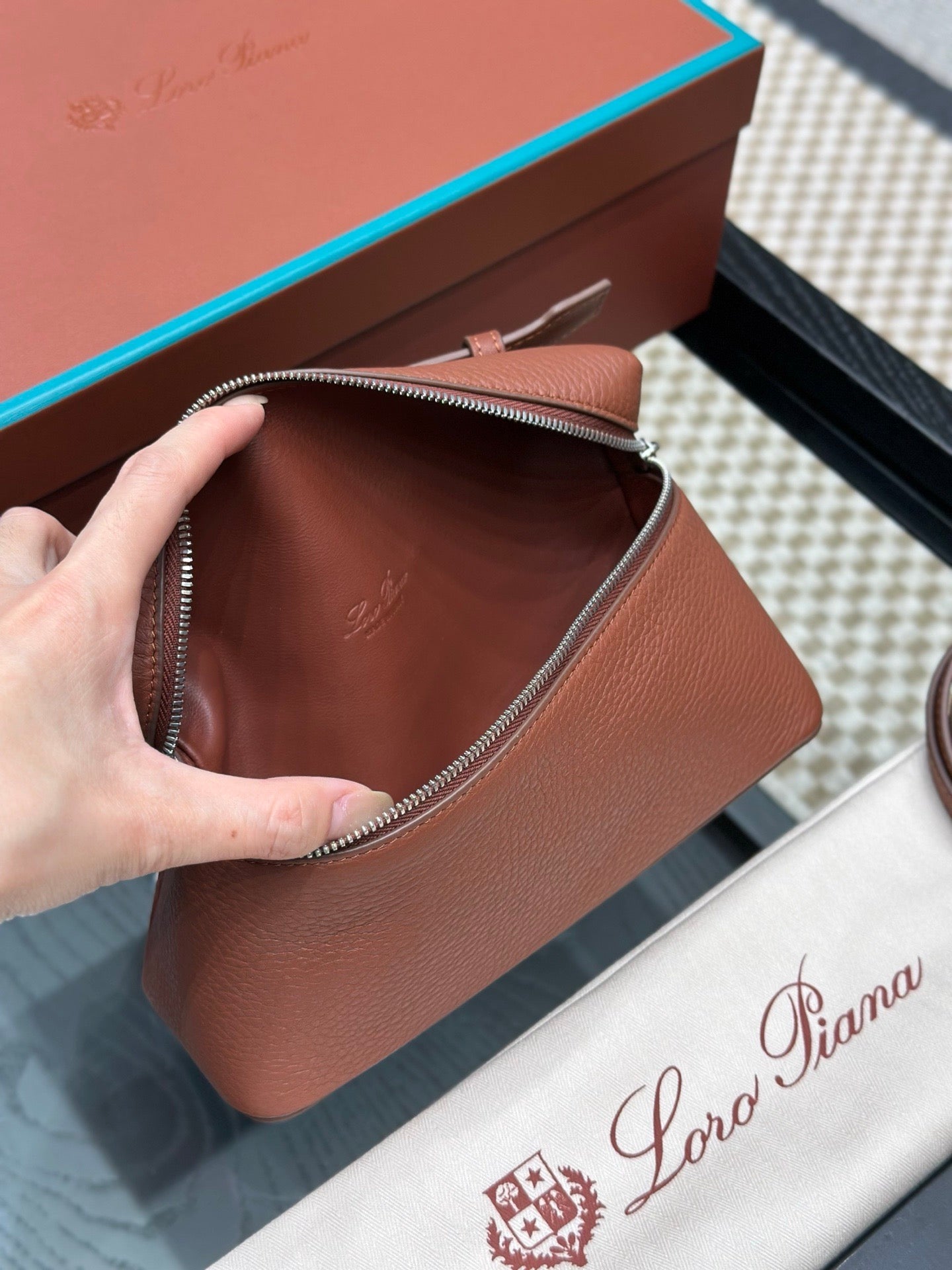 LORO P EXTRA POCKET L19 BAG