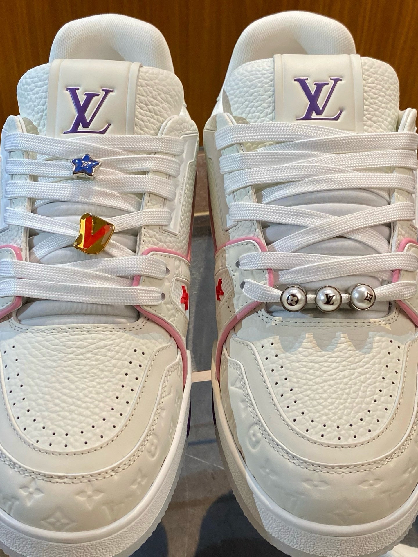 LOU TRAINERS