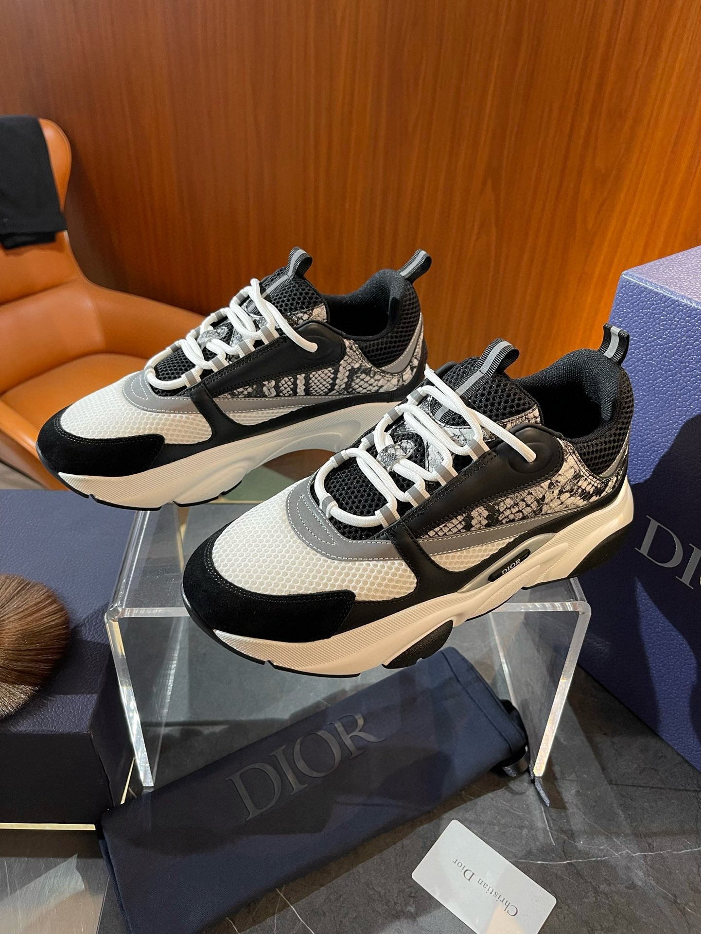 CD B22 SNEAKERS