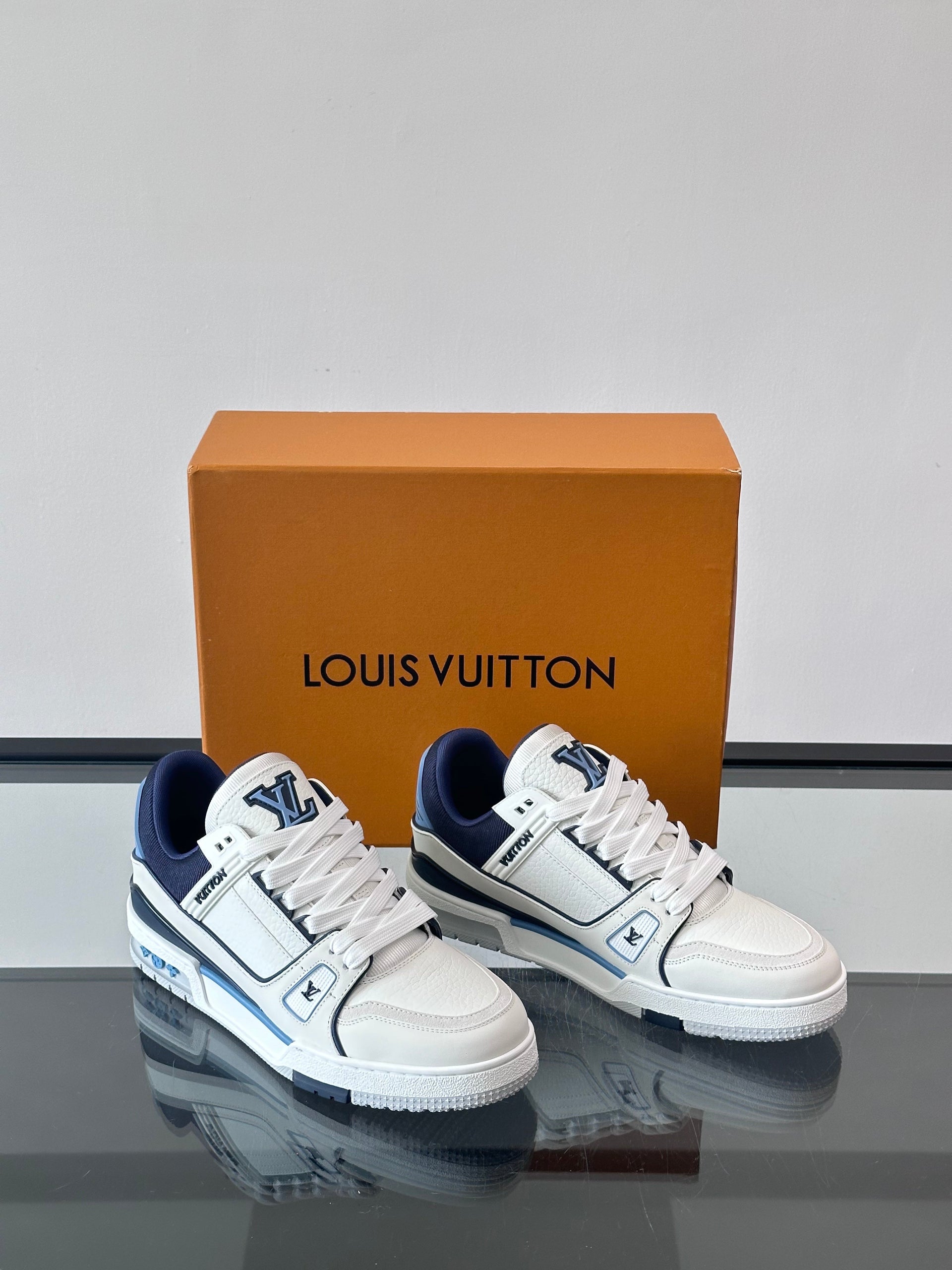 LOU TRAINERS