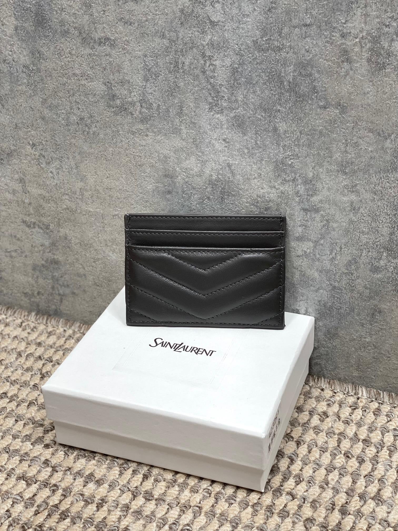SL CARD HOLDER