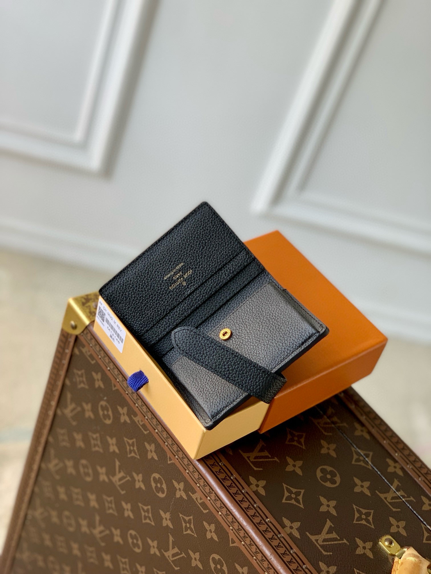 LOU LOW KEY COMPACT WALLET