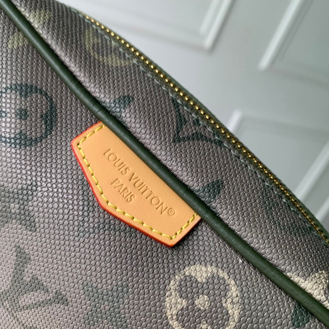 LOU TROCADERO WEARABLE WALLET