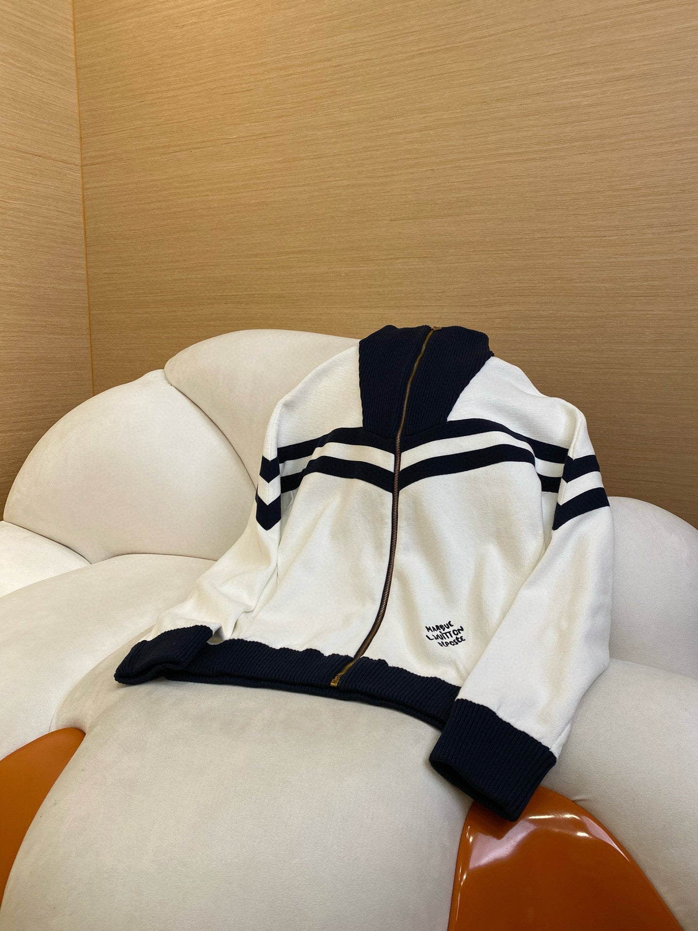 LOU ZIP JUMPER