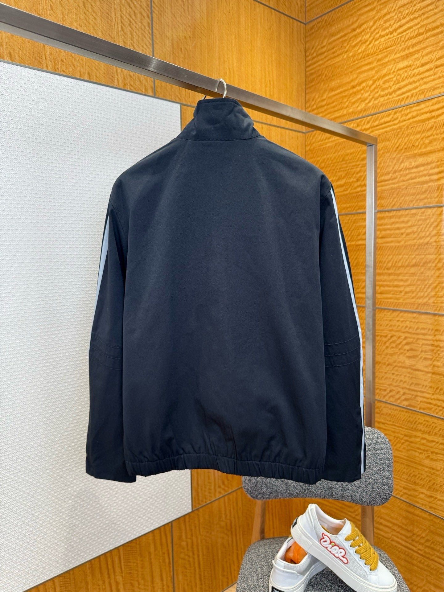 GG ZIP BOMBER