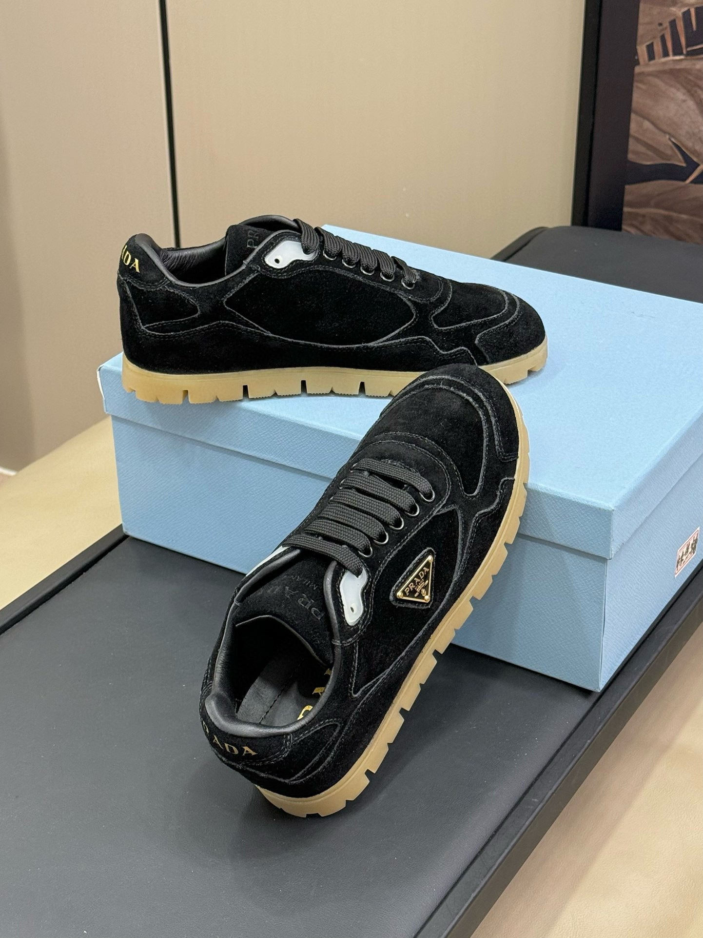 PD SNEAKER