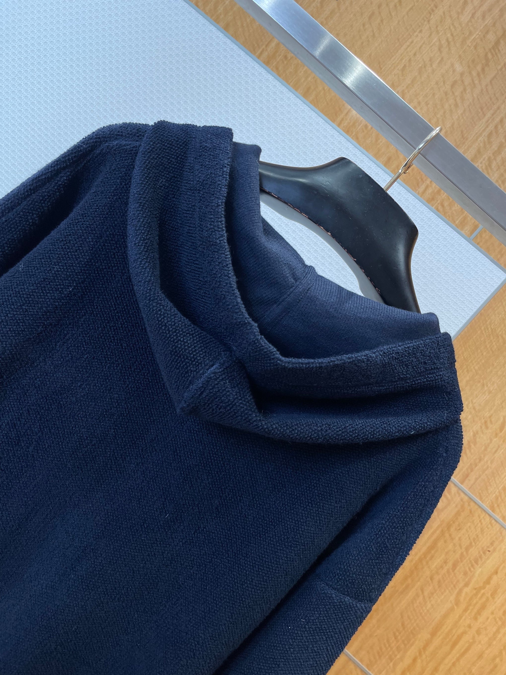 LOEW ZIP HOODIE
