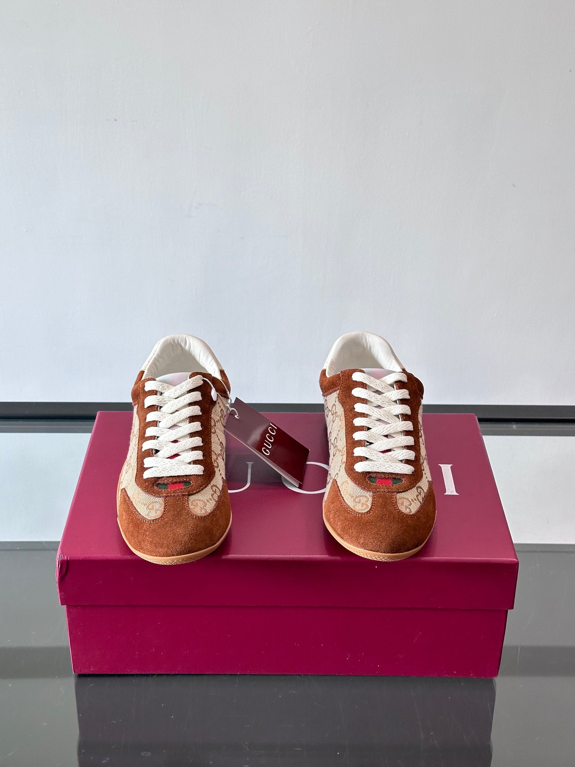 GG SHIFT SNEAKERS