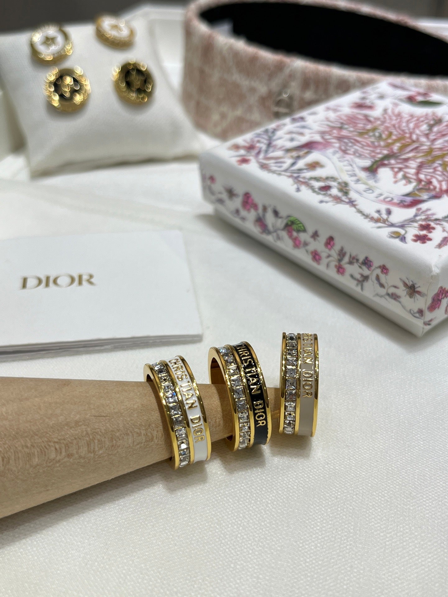 CD RING