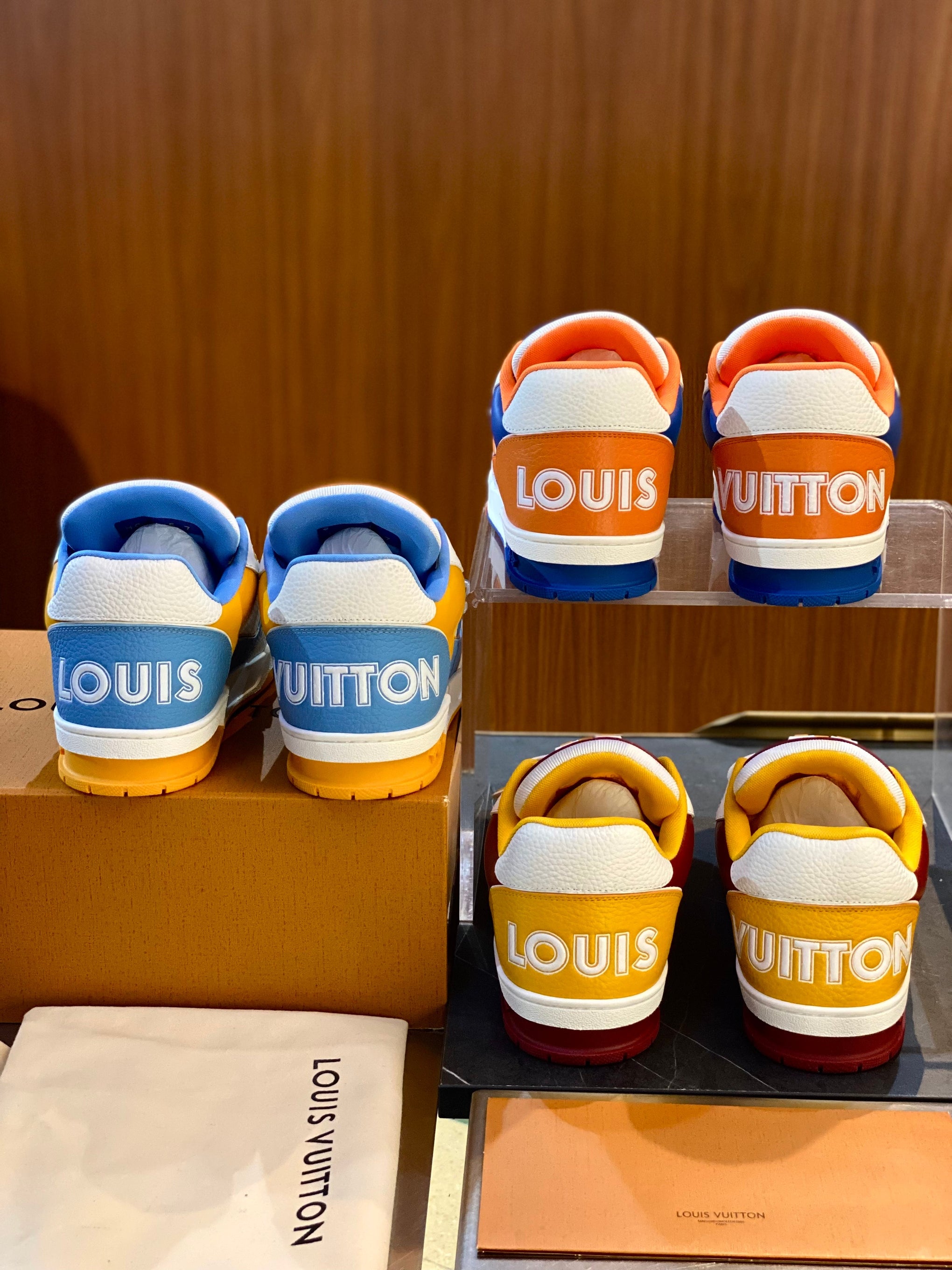 LOU TRAINERS