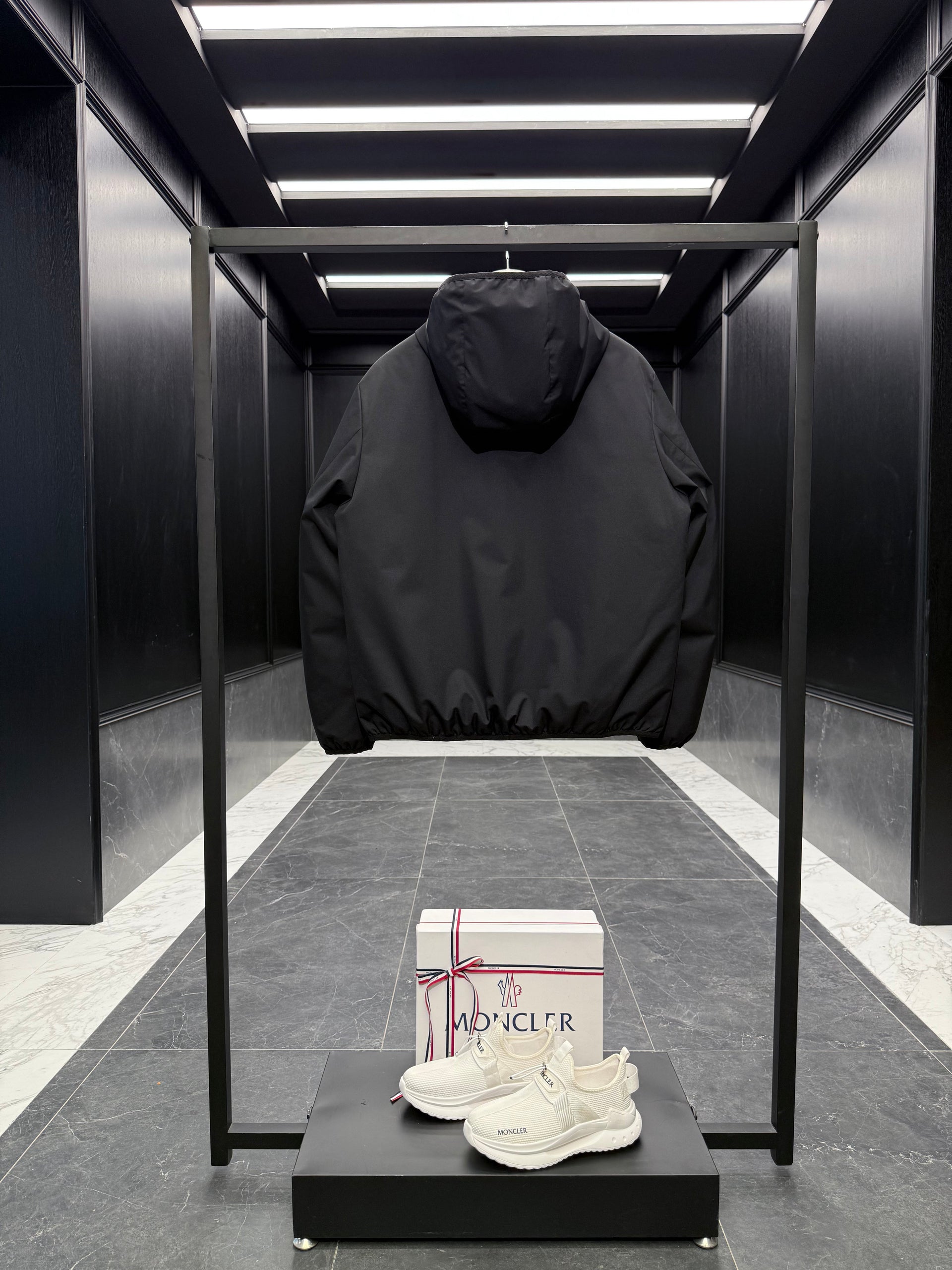 MONC POLSET JACKET
