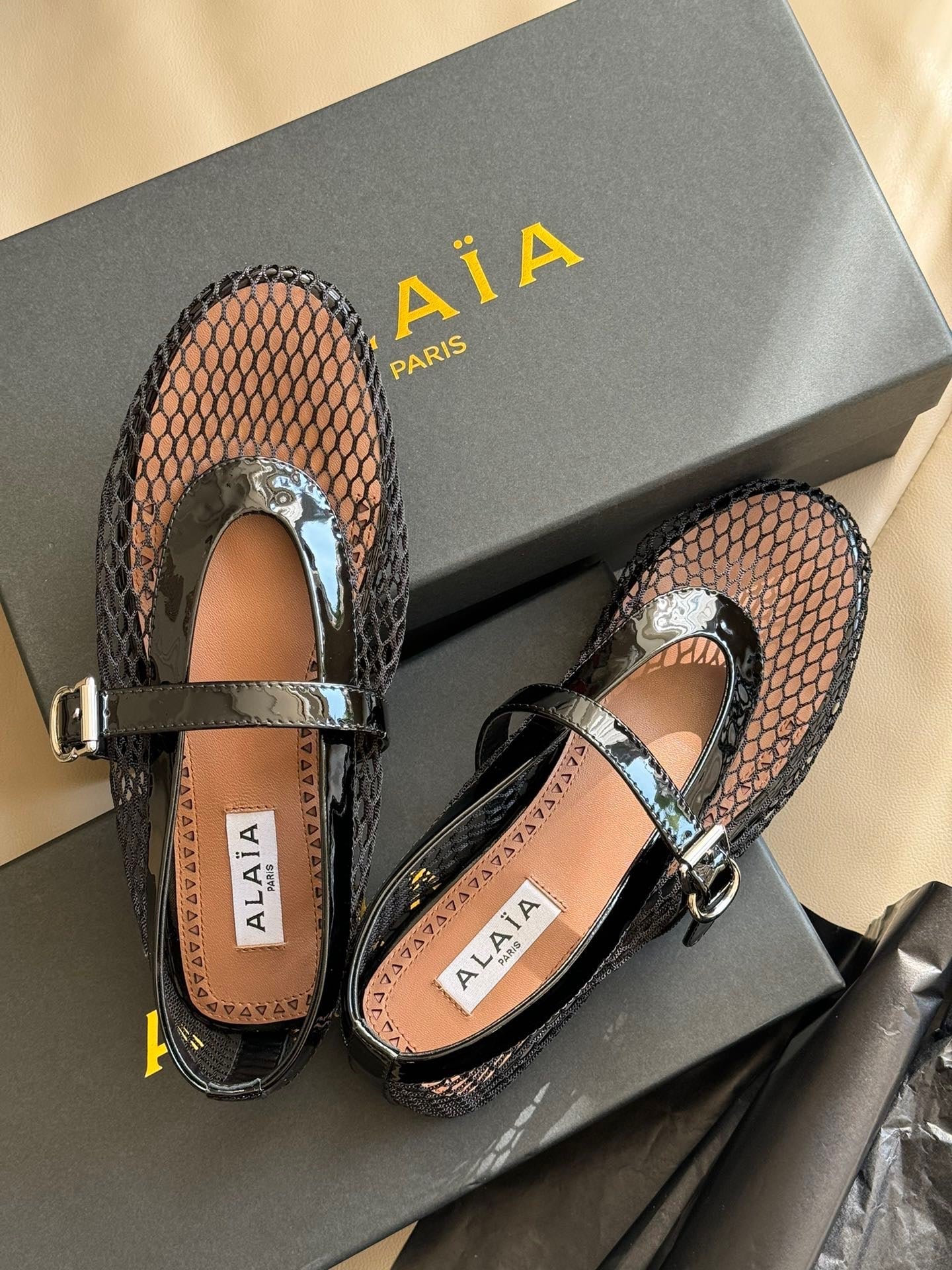 ALAIA BALLET FLATS