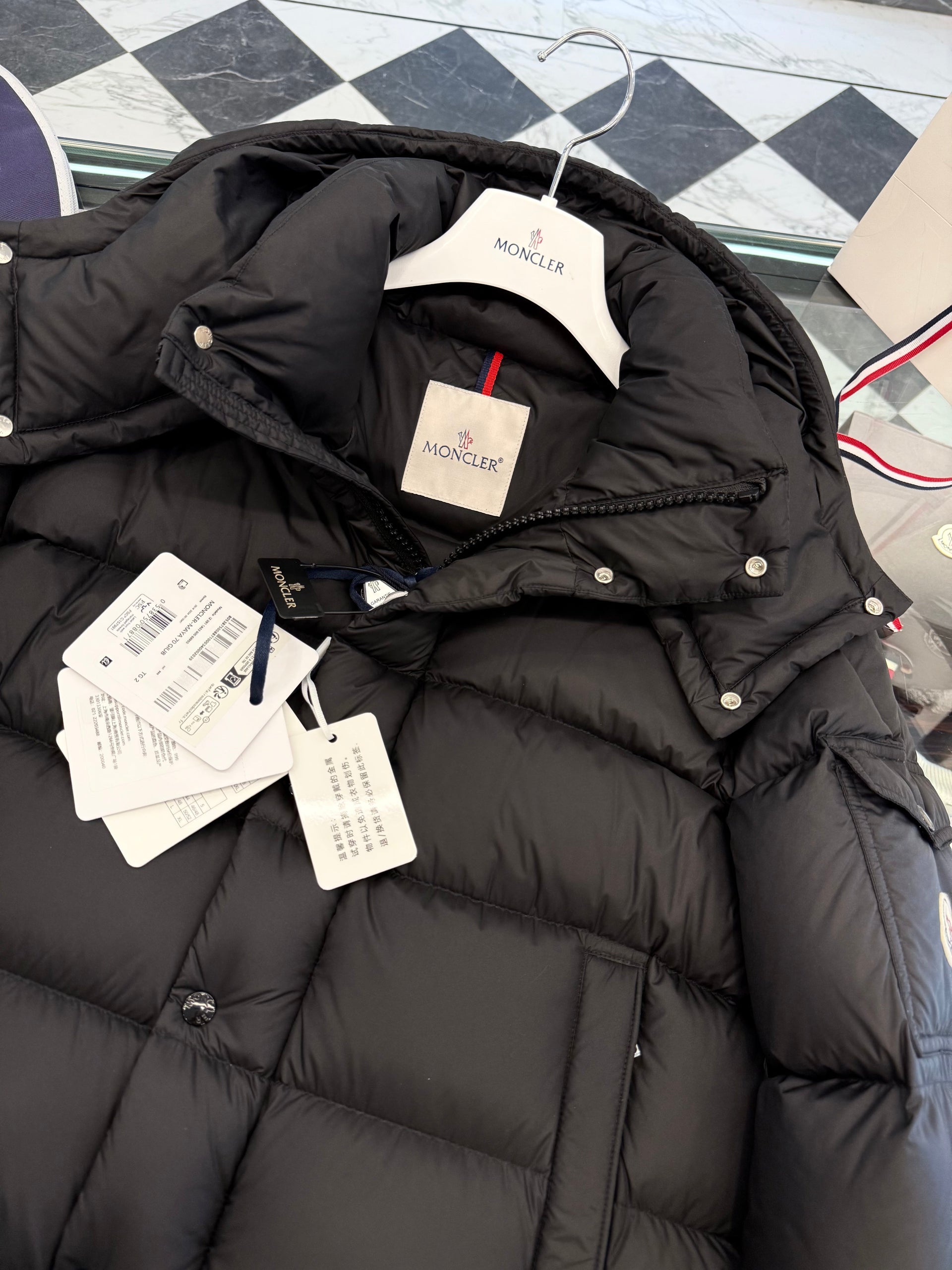 MONC VEZERE JACKET