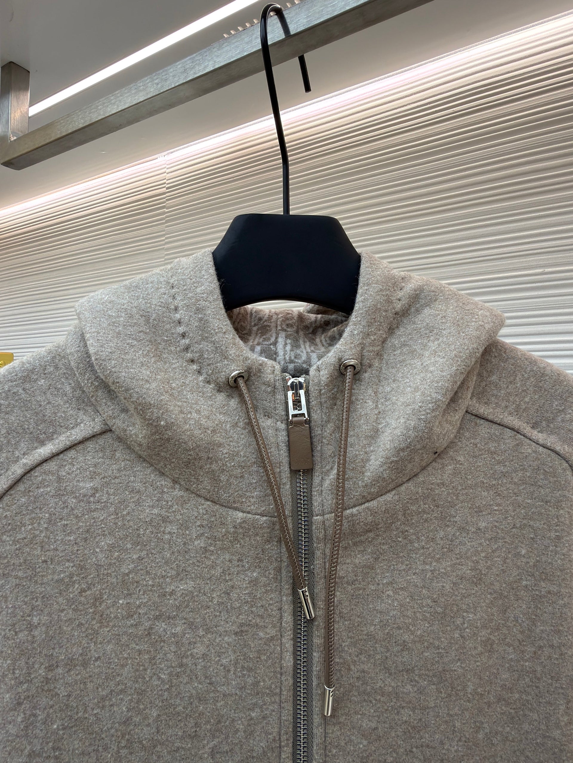 CD ZIP HOODIE