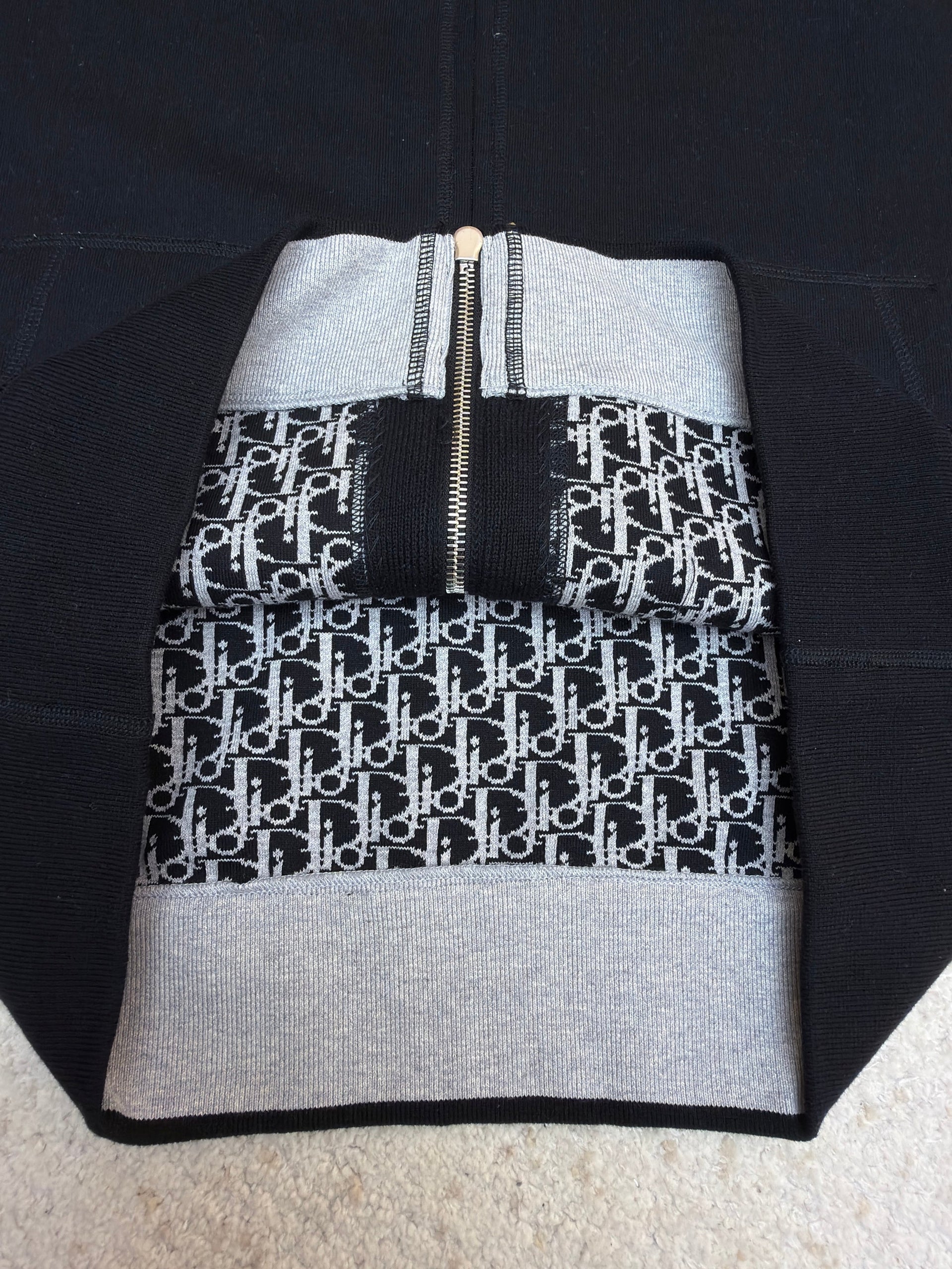 CD ZIP HOODIE