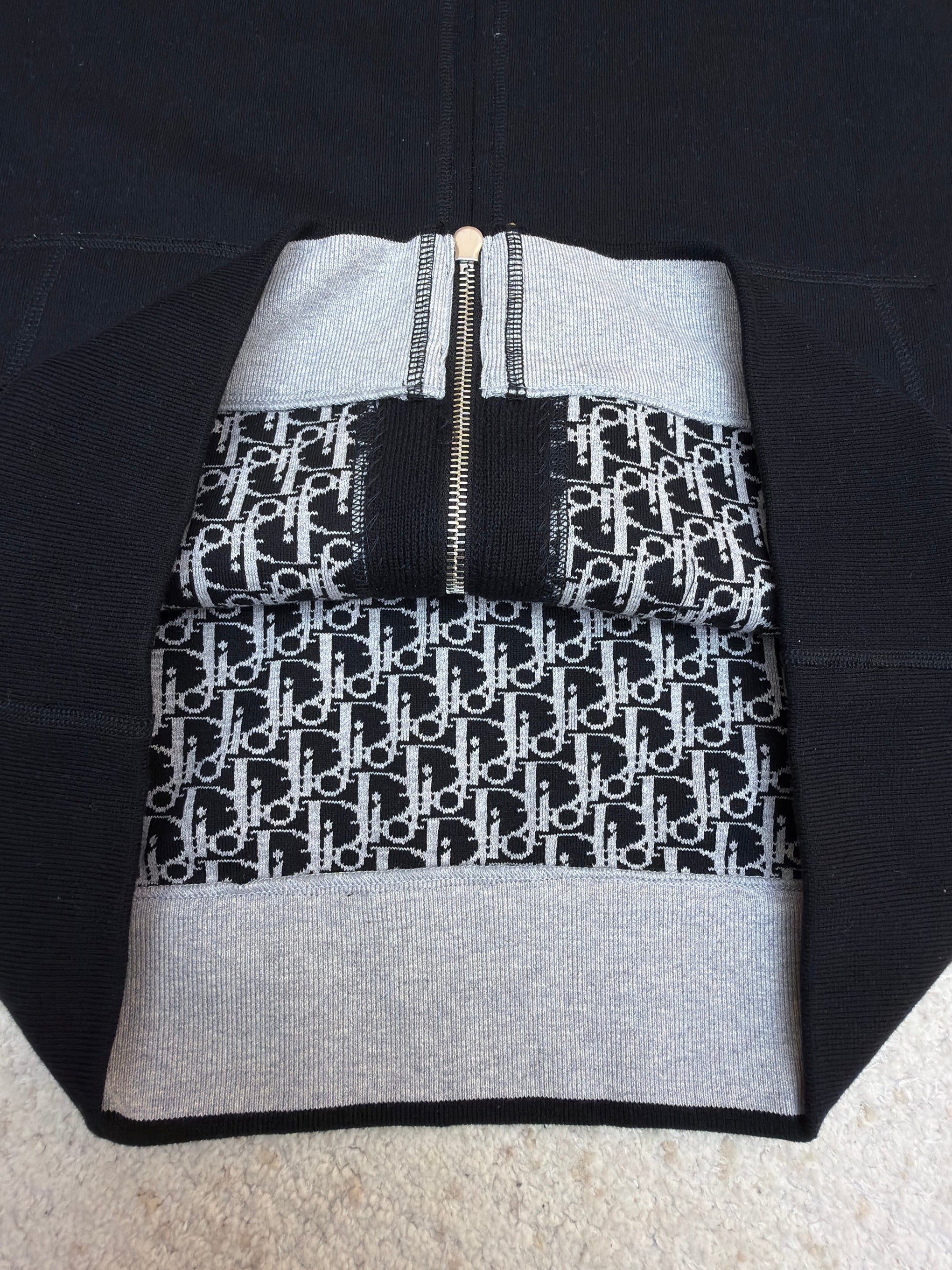 CD ZIP HOODIE