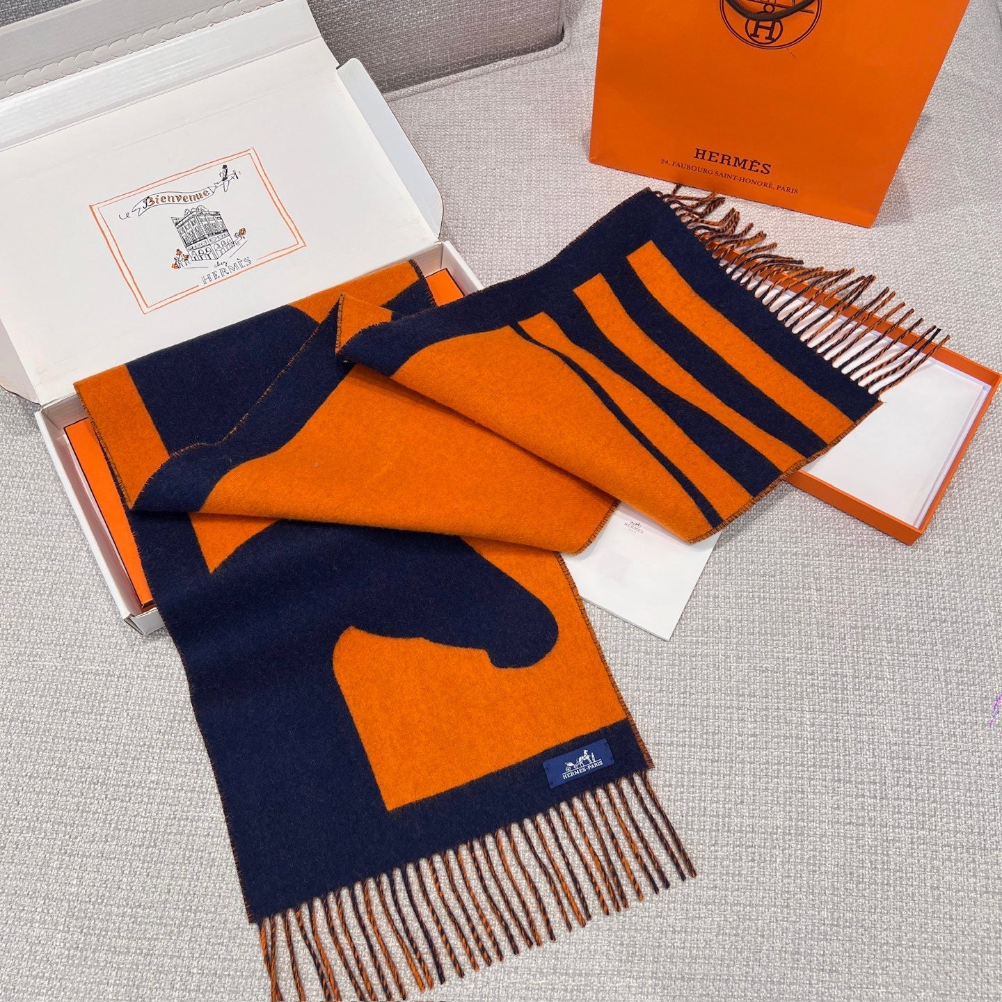 HERM SCARF