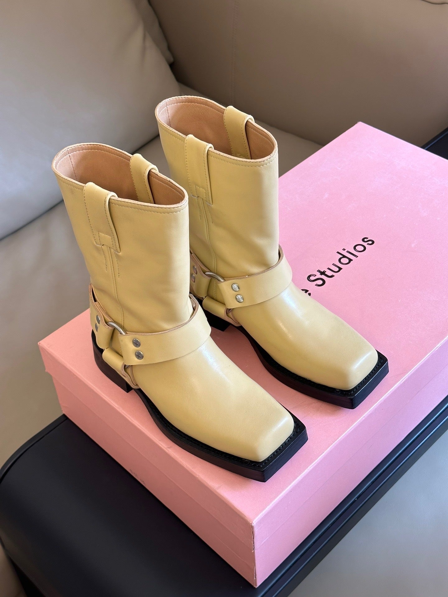 ACNE BOOTS