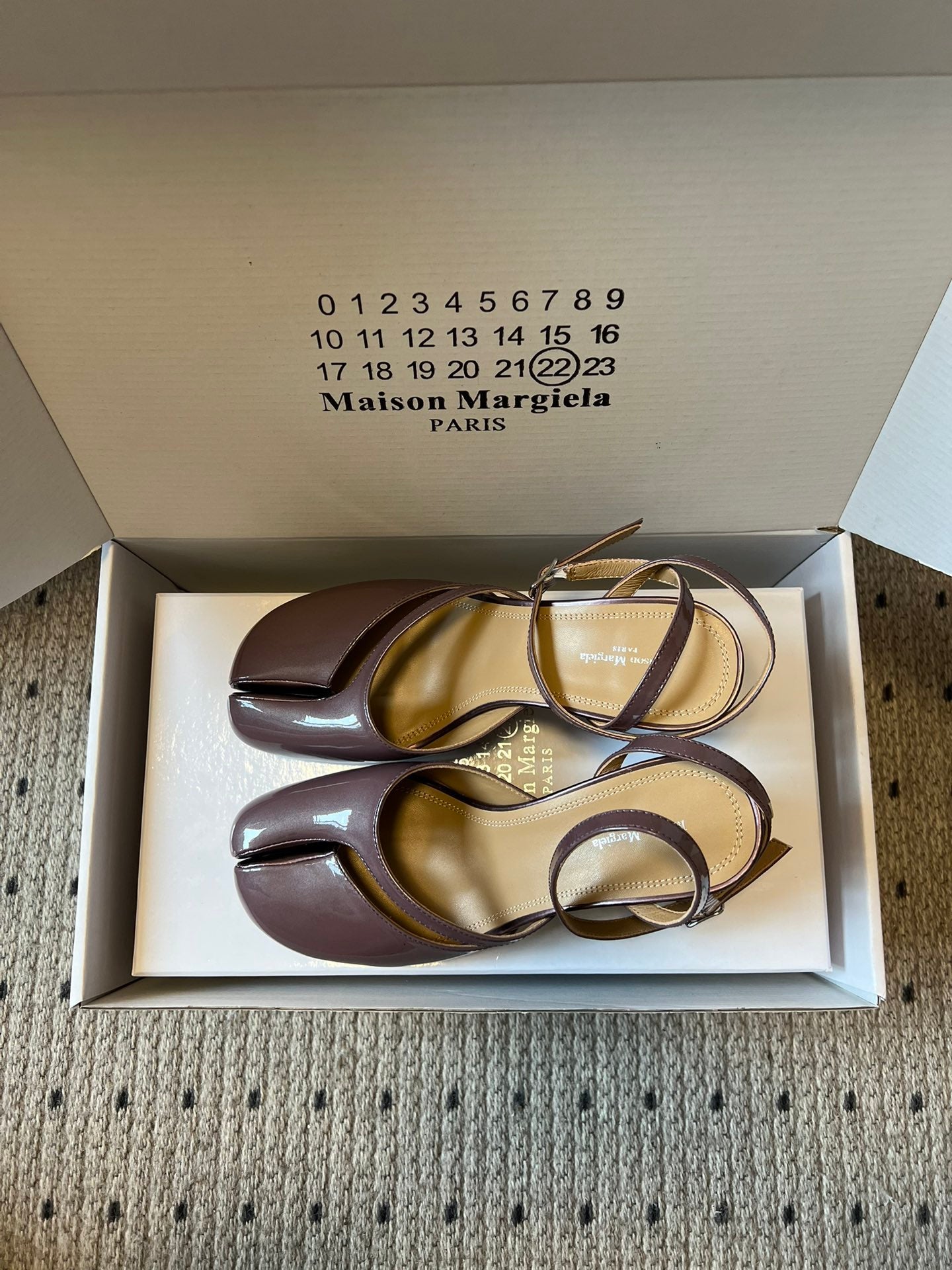 MAISON M TABI PUMPS