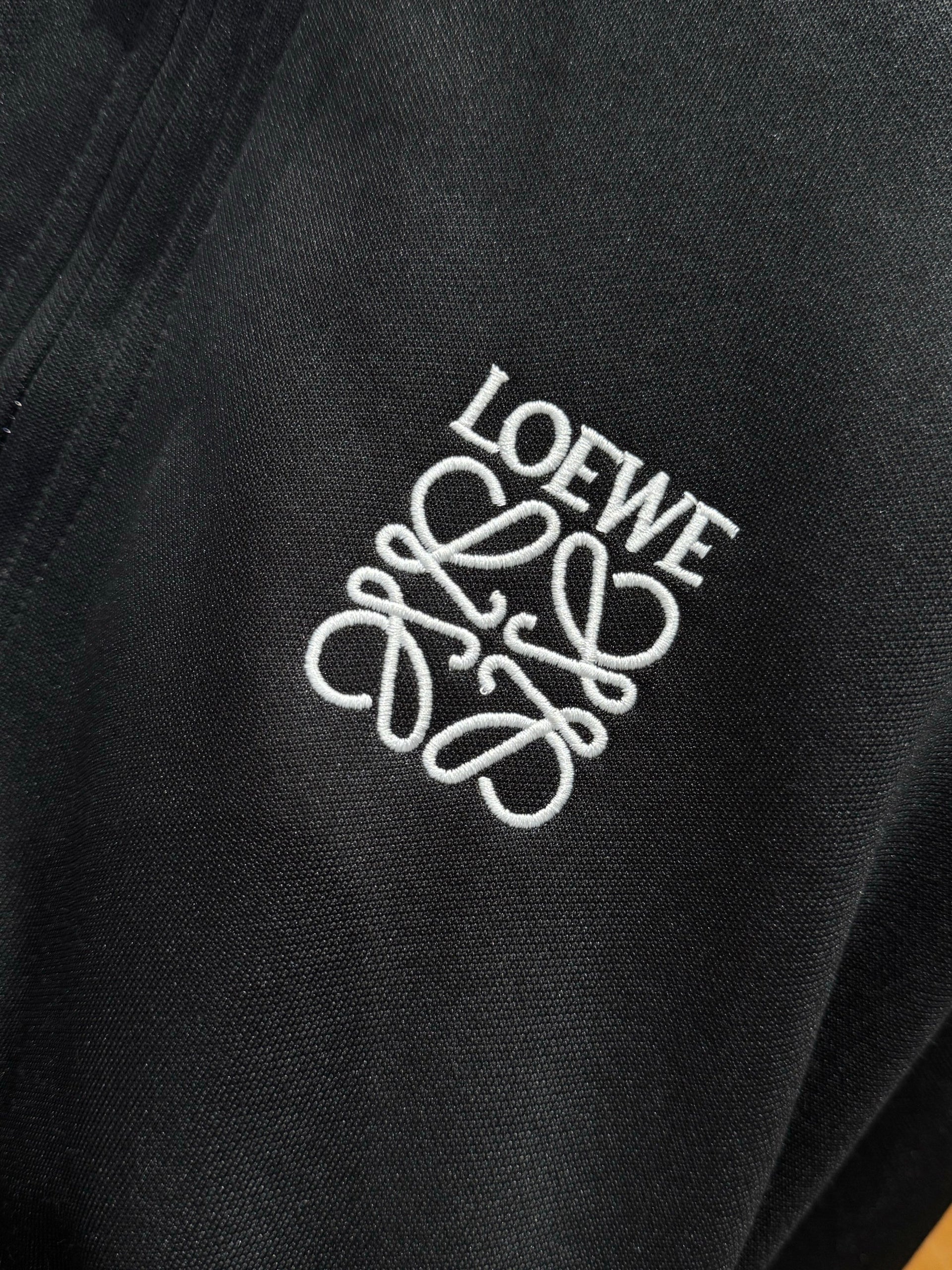 LOEW BOMBER