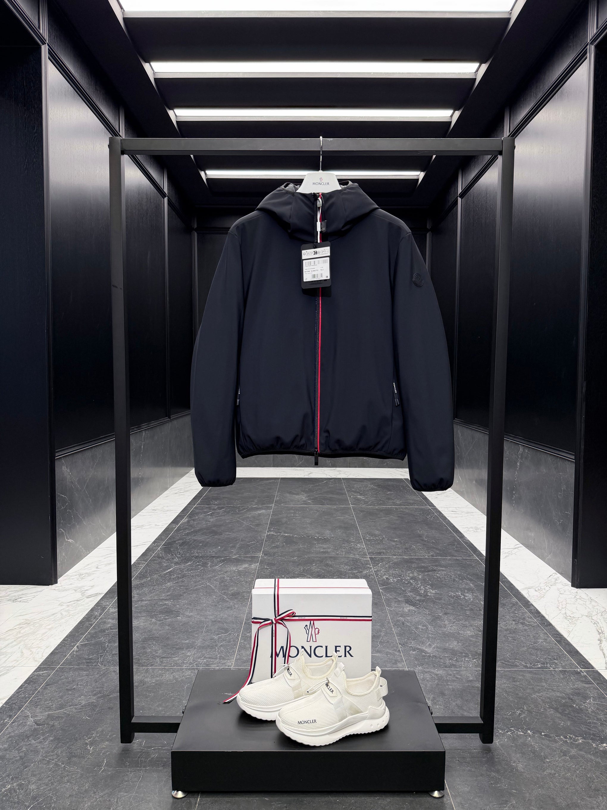 MONC BATISSE JACKET