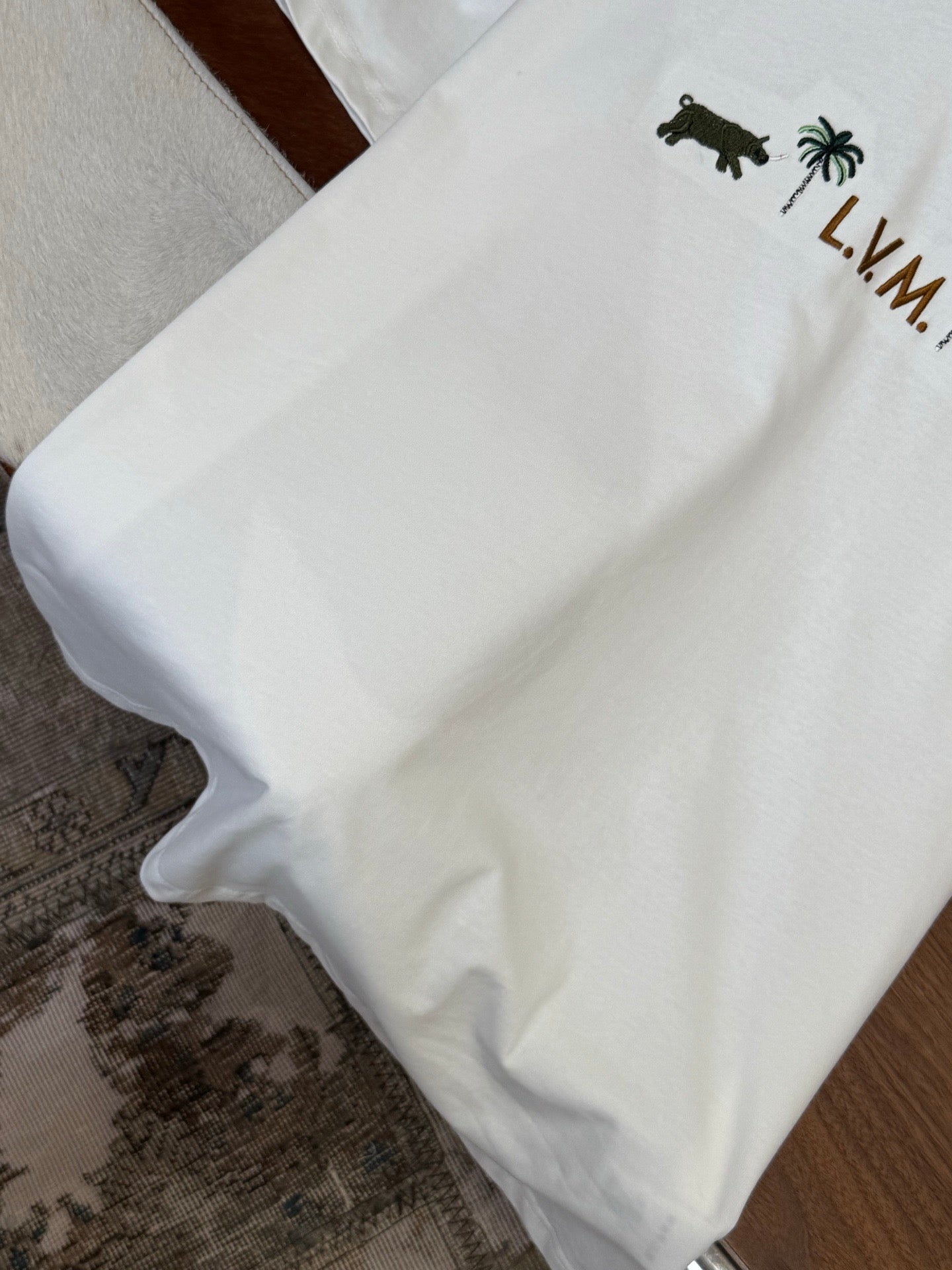 LOU T-SHIRT