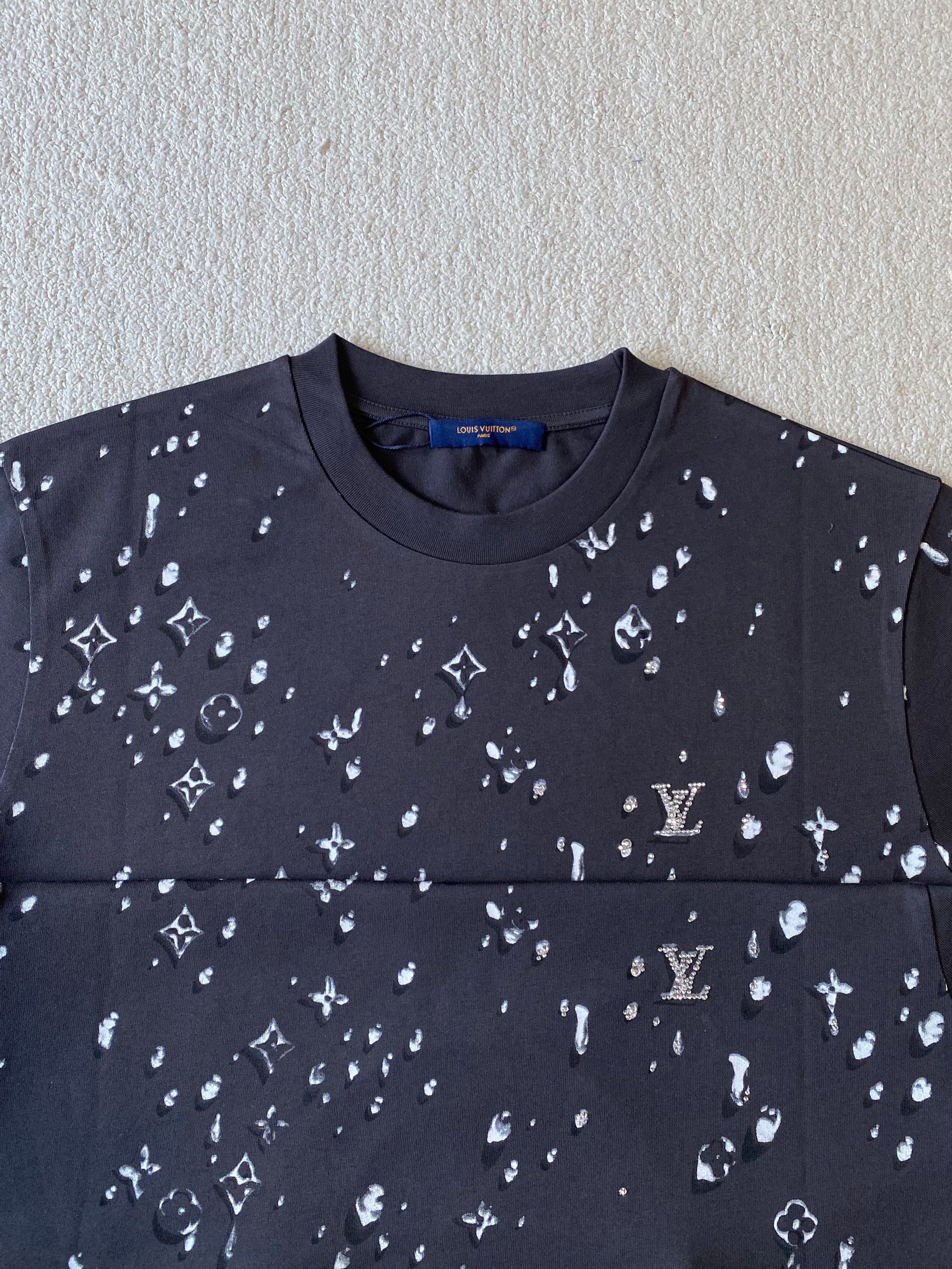 LOU T-SHIRT