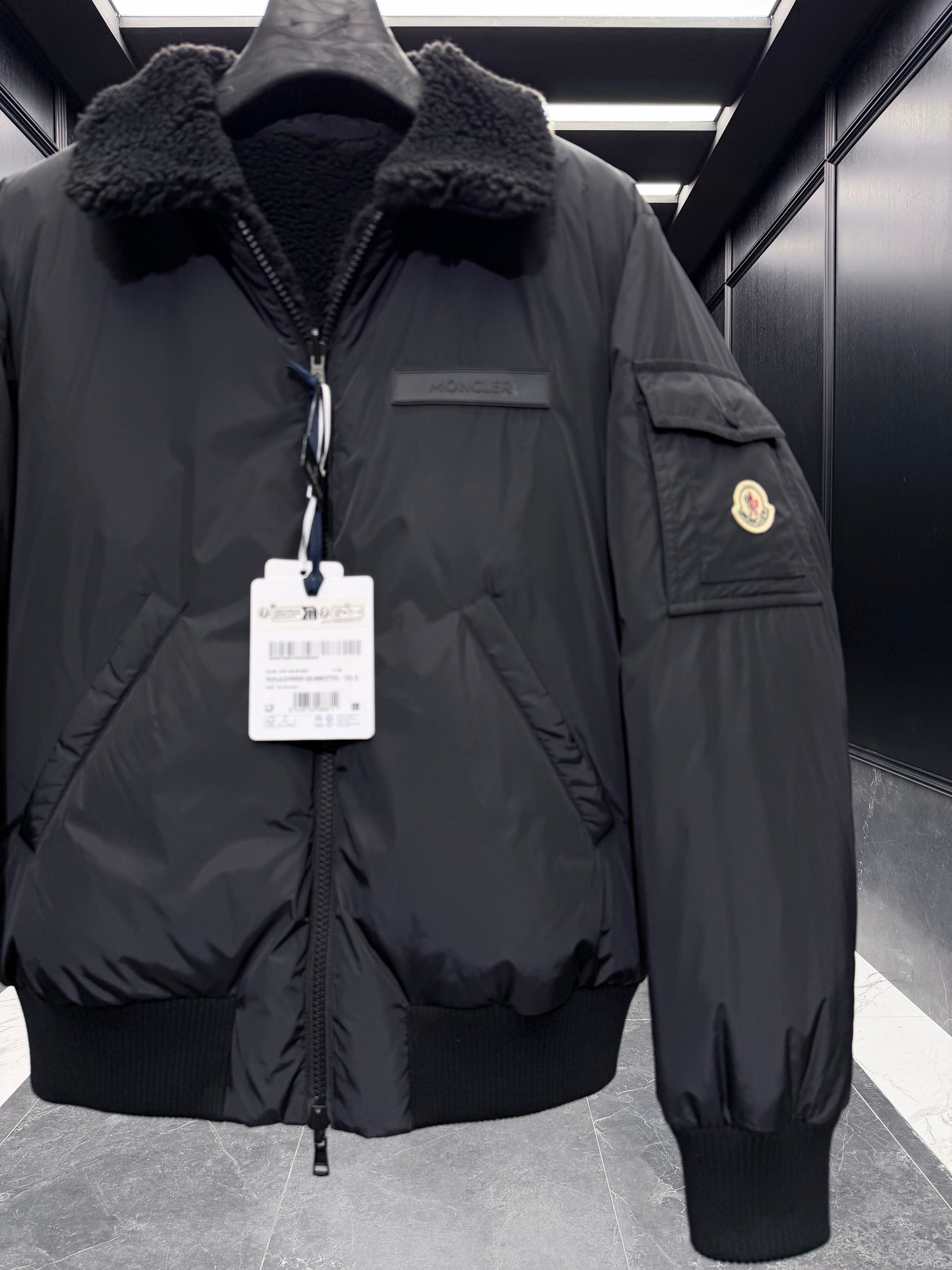 MONC MAULEVRIER JACKET