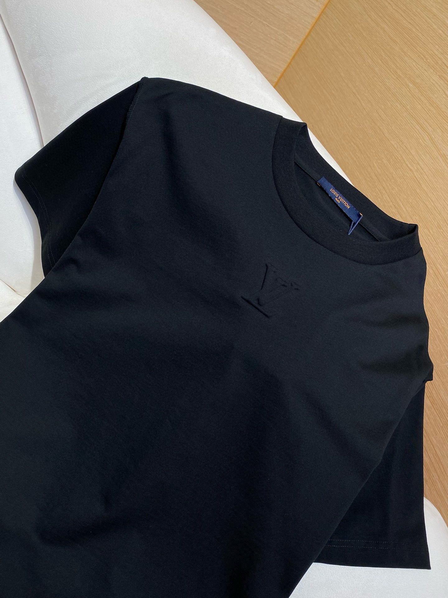 LOU T-SHIRT
