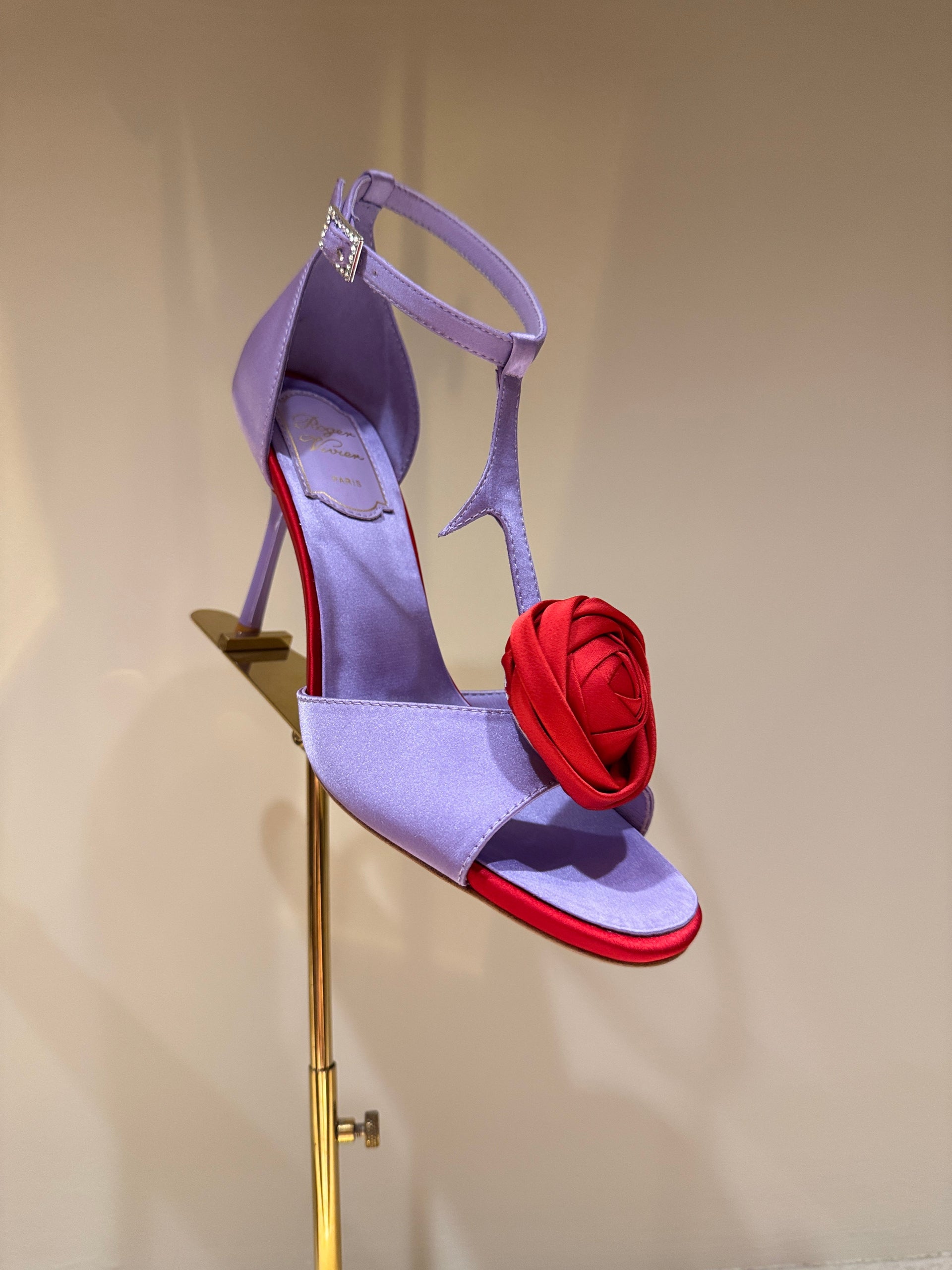 ROGER V HEELS
